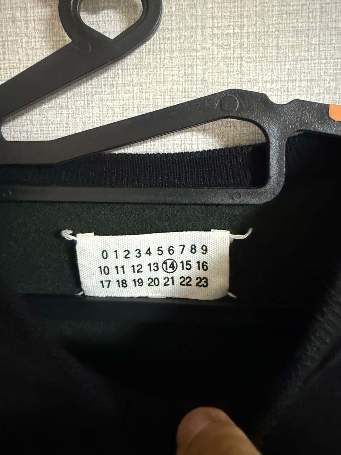 정품 마르지엘라 아카이브 배색 스티치 니트 남여공용 상품이미지5