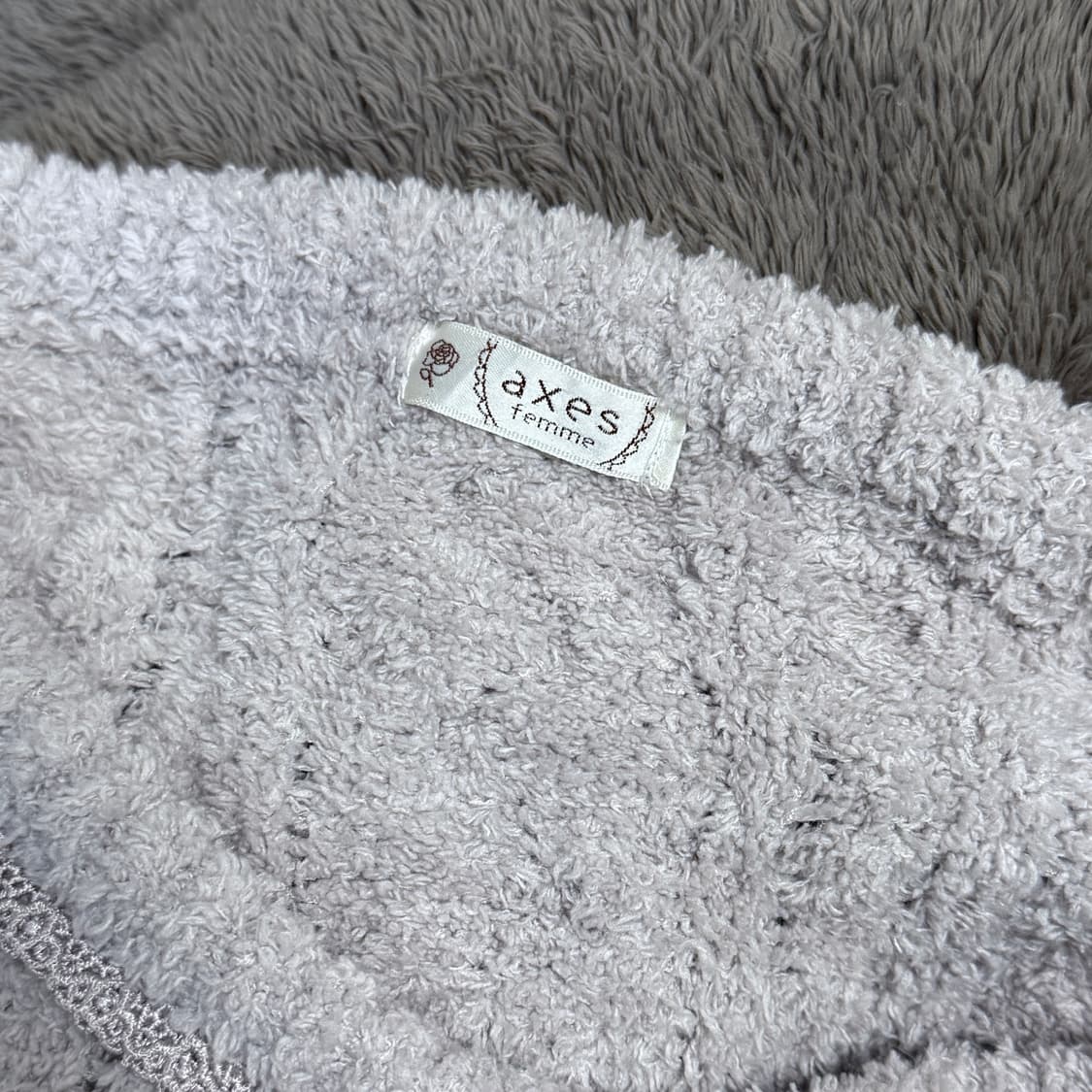 Axes Femme 엑시즈팜 히메갸루 폭닥 젤라또 와플 꽈베기 니트 상품이미지5