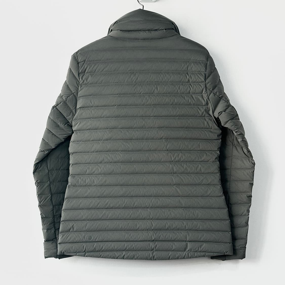 룰루레몬 팩 잇 다운 경량 구스 자켓 상품이미지6