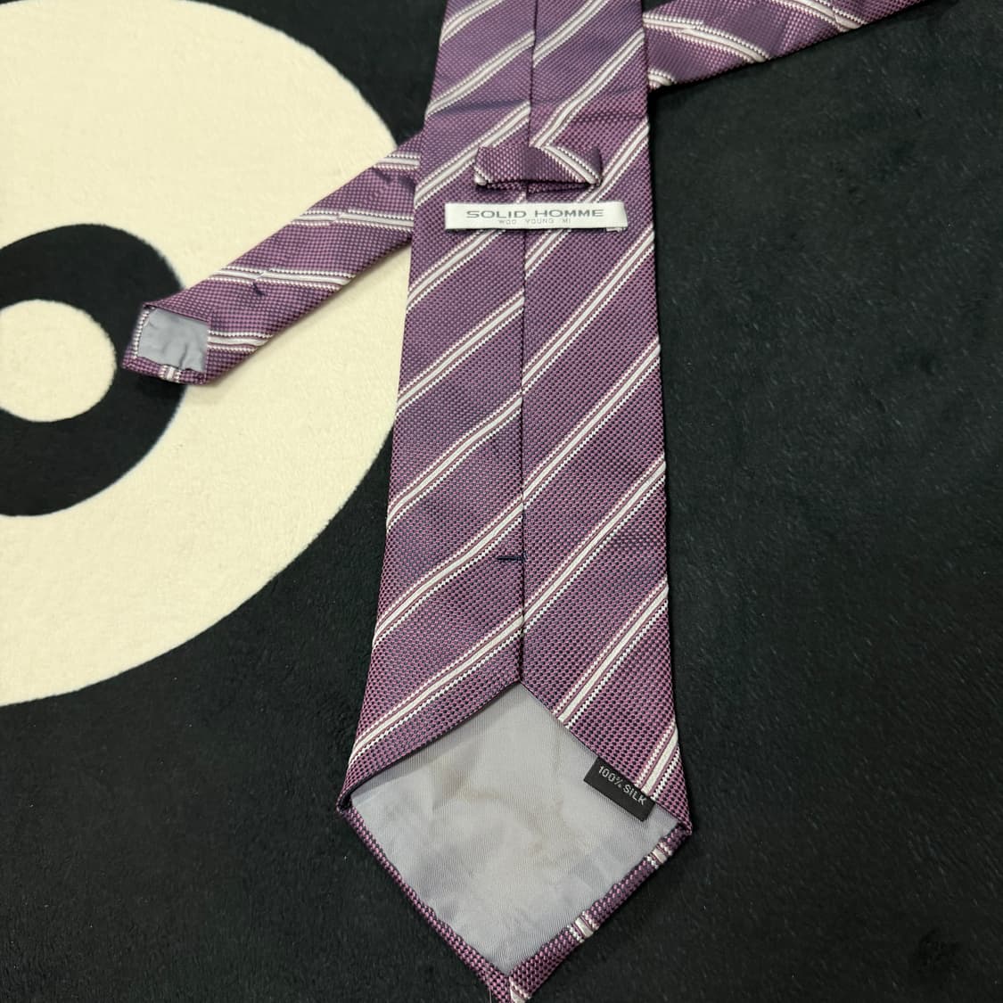 솔리드옴므 빈티지 실크 넥타이 (Navy & Yellow Paisley) 상품이미지4