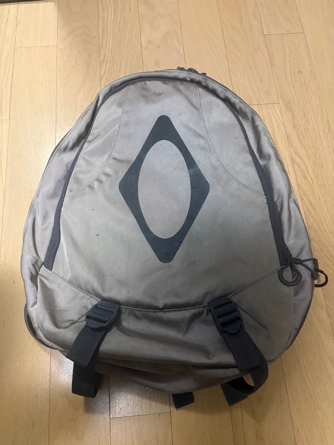 미스치프 롬버스 마운틴 백팩 카키 상품이미지1