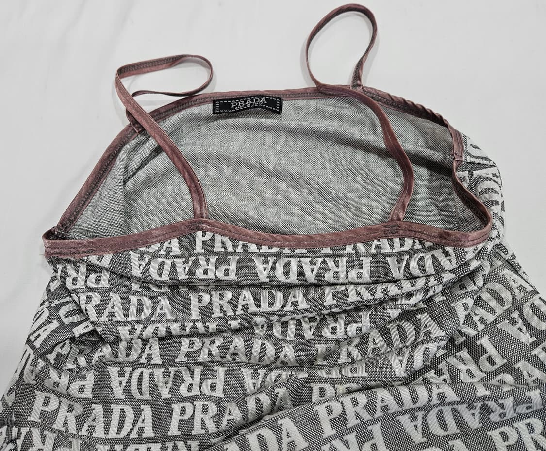 프라다(PRADA) 로고매니아 Y2K 슬립 원피스 상품이미지6