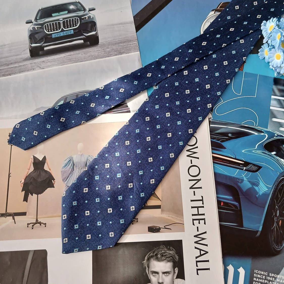 베르나르 실크 블루 패턴 넥타이 9cm B등급 A19354
 상품이미지3