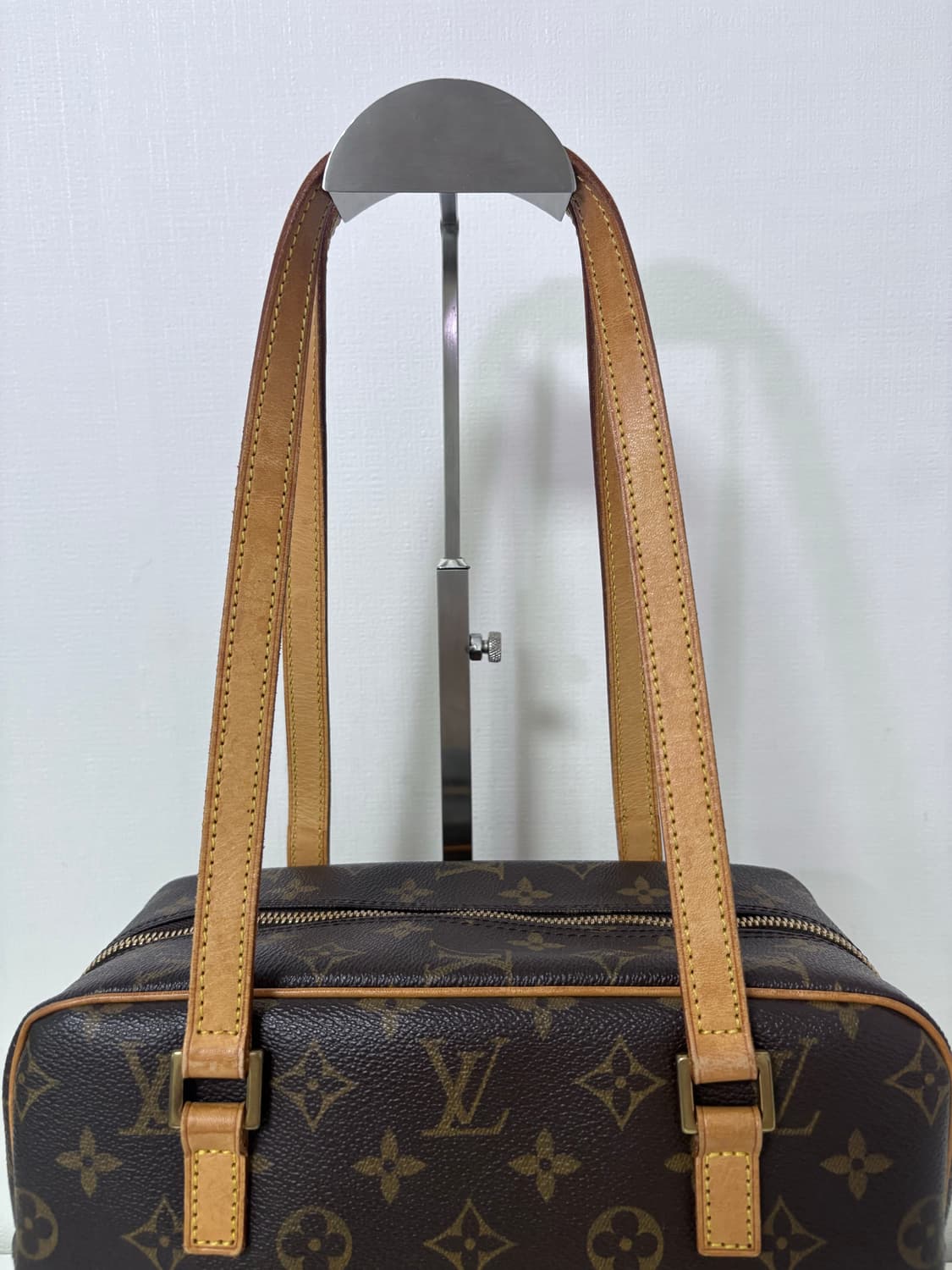 루이비통 시떼(시테) mm 숄더백 상품이미지6