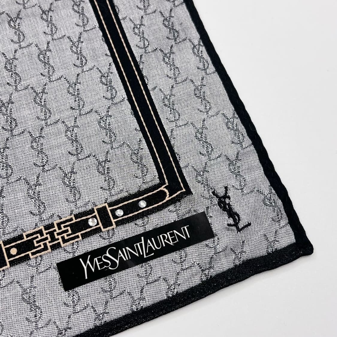 (새상품) ysl / 입생로랑 쁘띠스카프 손수건 상품이미지3