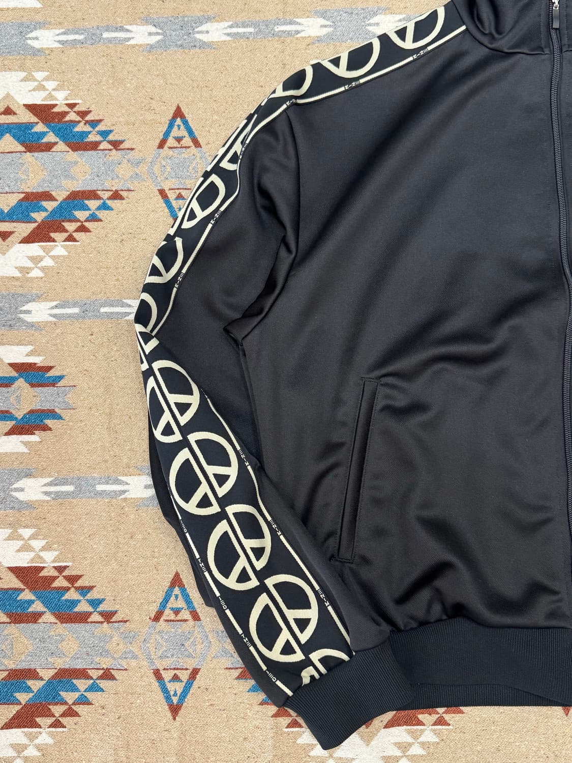 [4][XL] 캐피탈 스무스 저지 TH.D.D. 트랙 자켓 블랙 상품이미지2