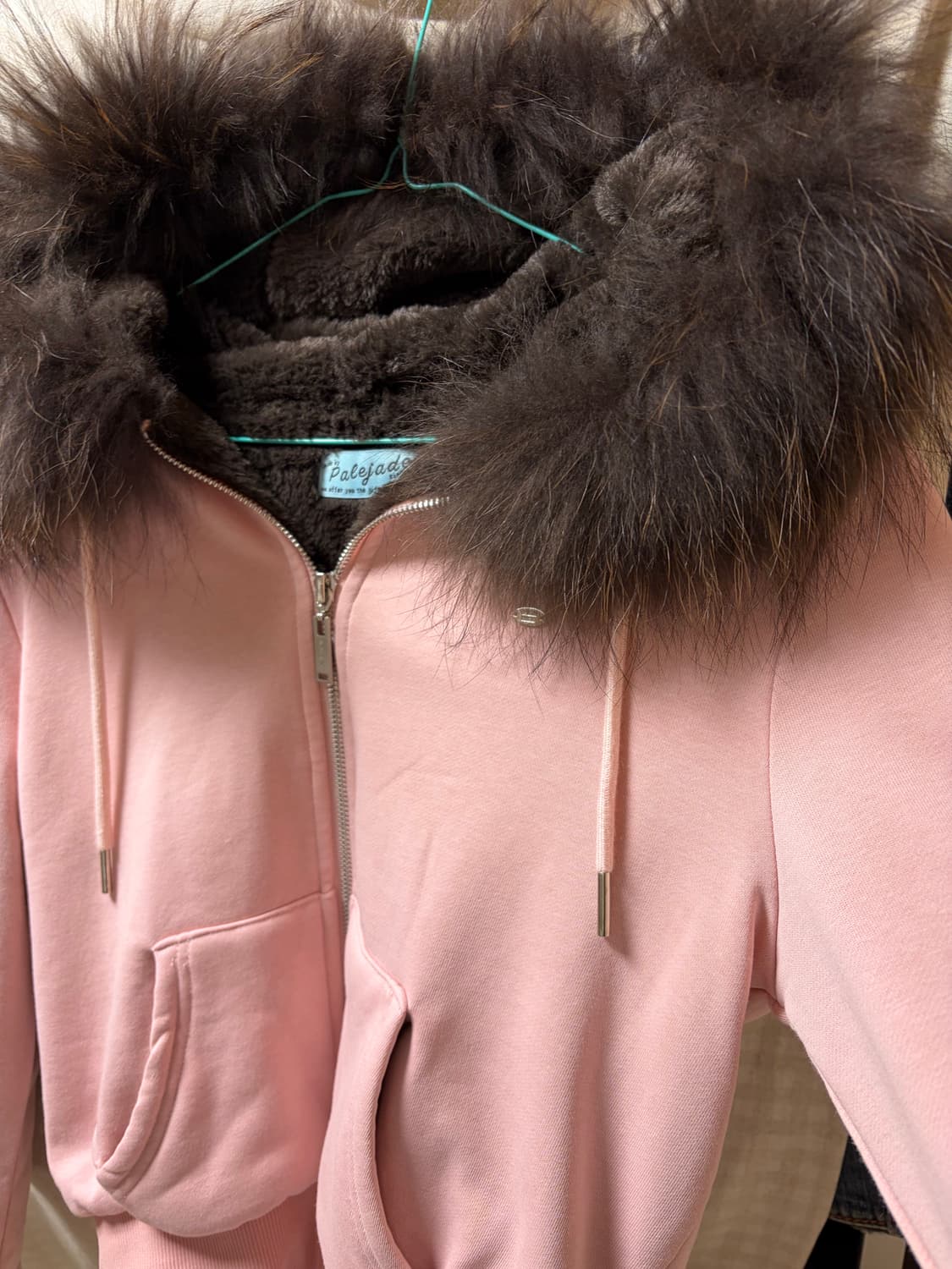 페일제이드 울프죠 퍼후드집업 핑크 1사이즈 상품이미지3