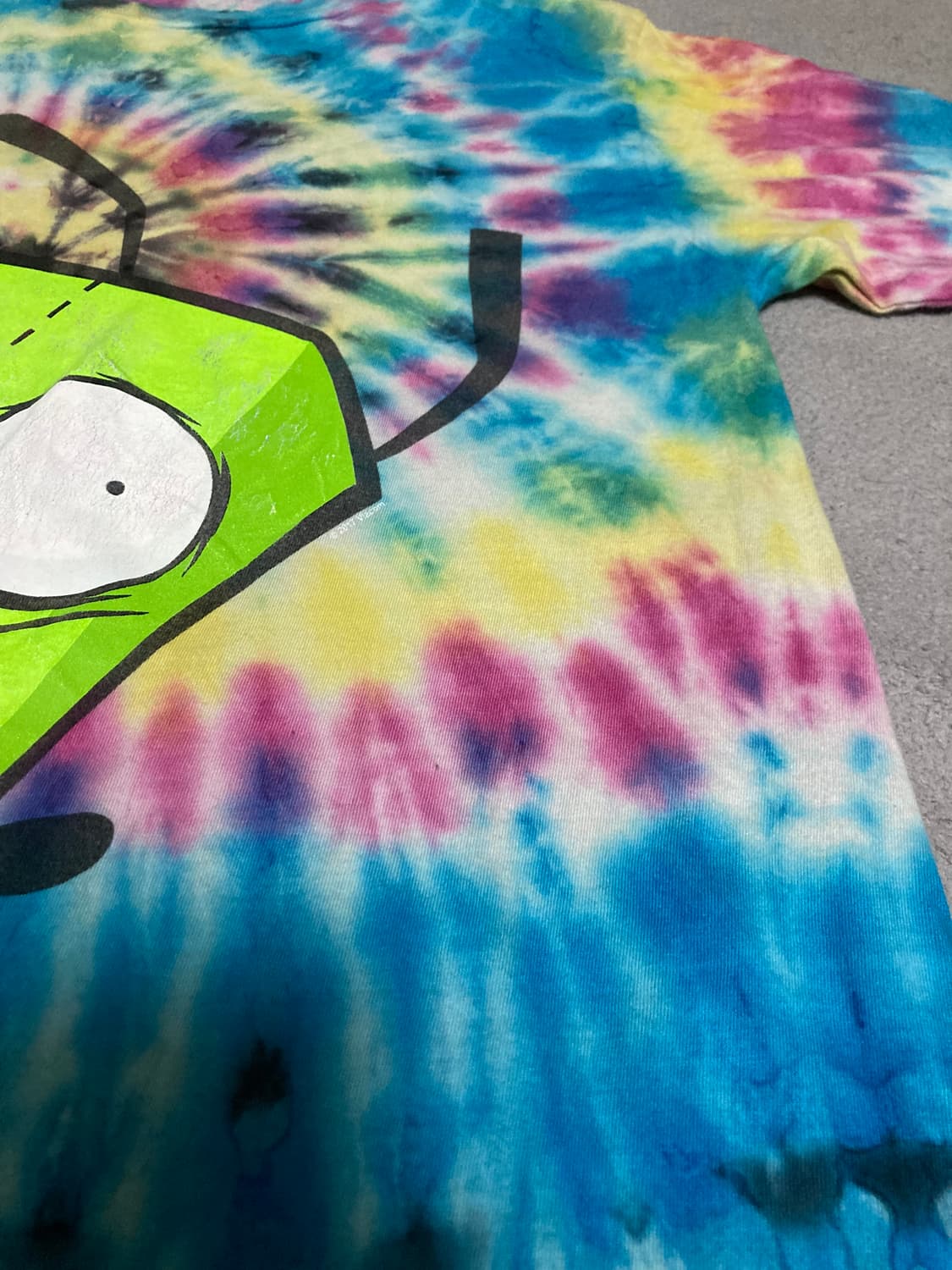 [S] INVADER ZIM 'GIR' Tie-Dye Tee 상품이미지3