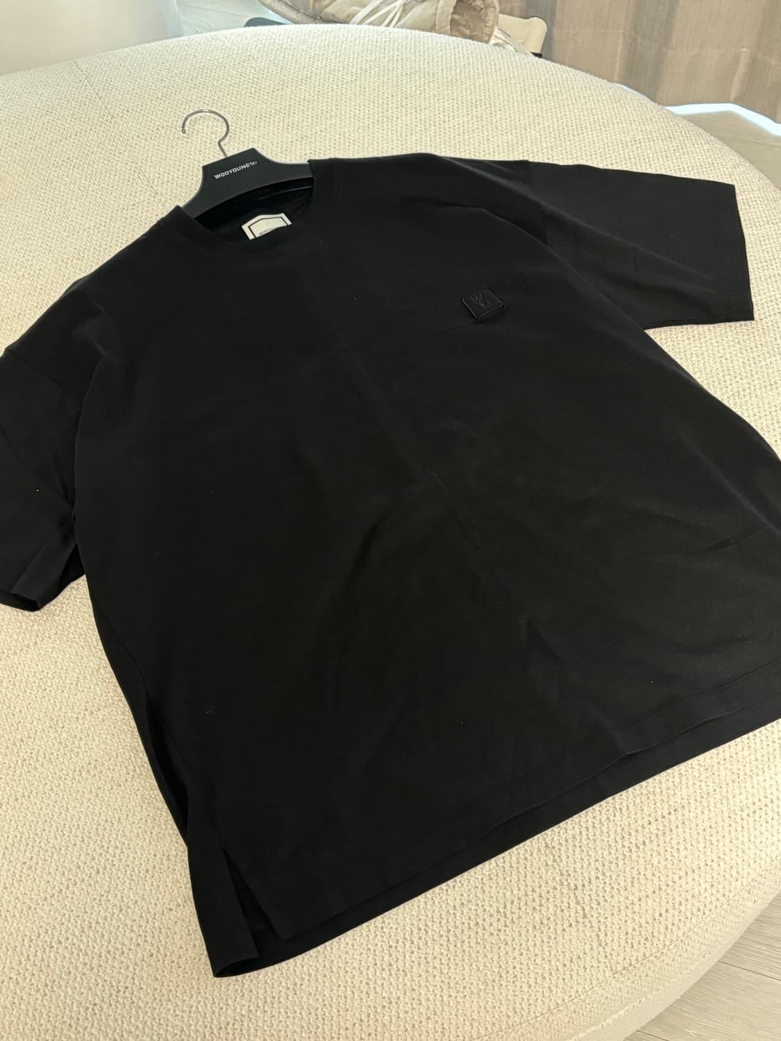 [새상품급/옷걸이] 우영미 24SS 젤리피쉬 야광 반팔 티셔츠 50사이즈 상품이미지3