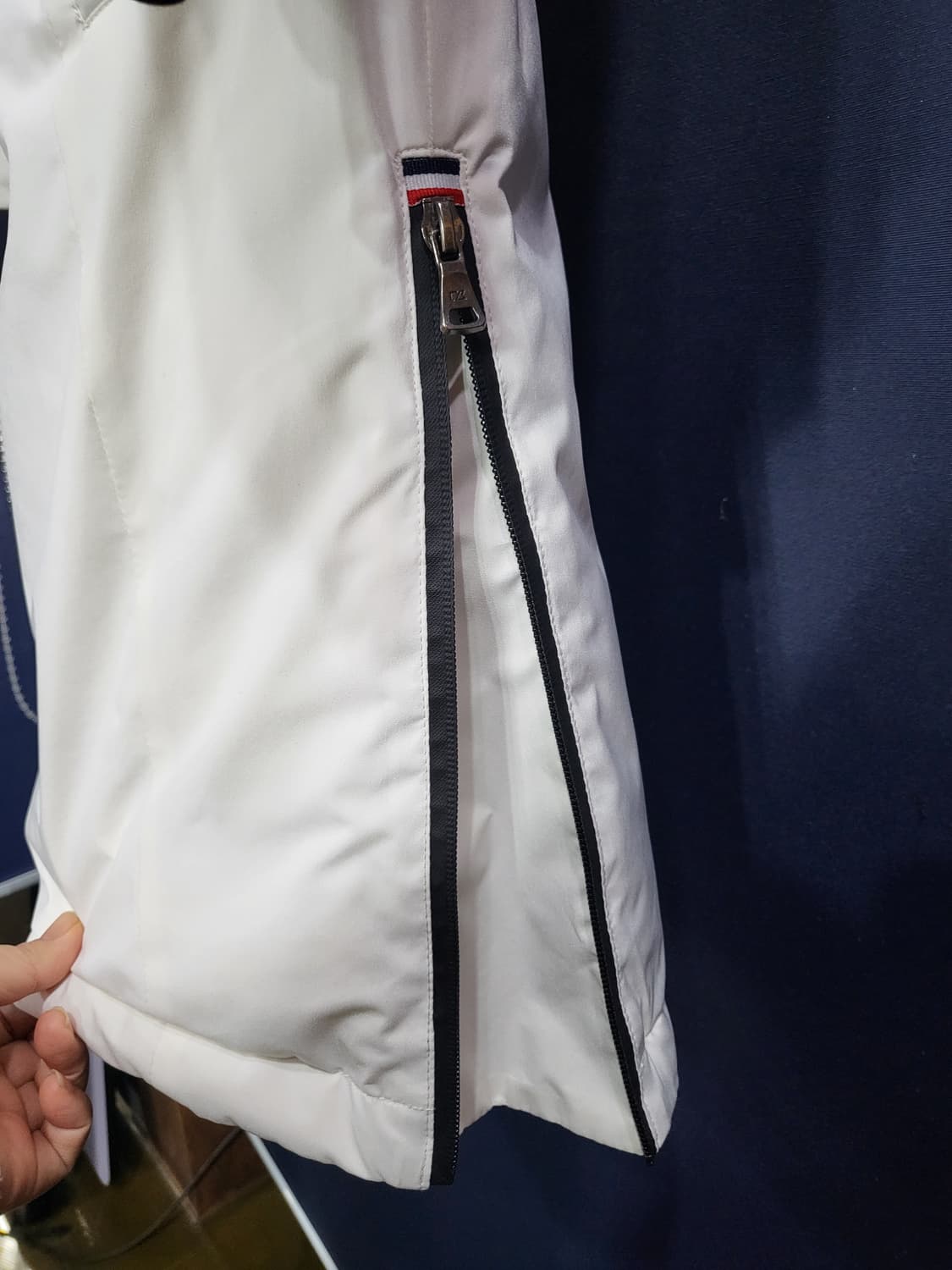 커터앤벅 골프 덕다운 패딩 상품이미지5