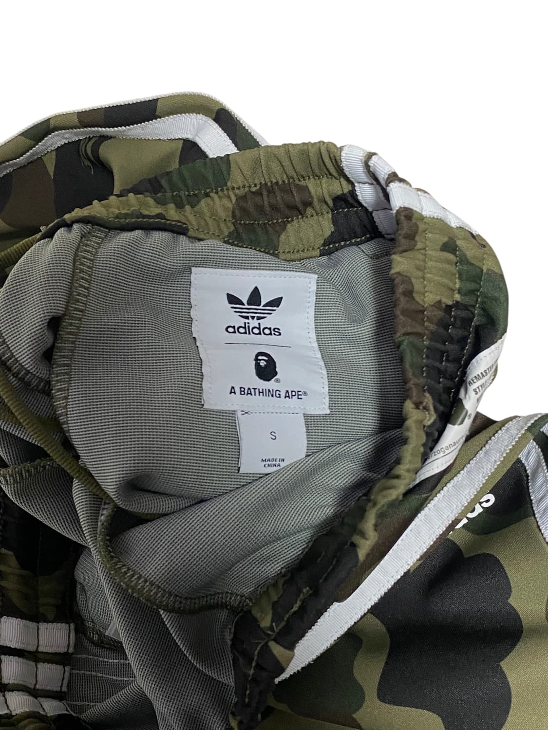 아디다스 x 베이프 녹계 카모 트랙 팬츠 S 상품이미지3