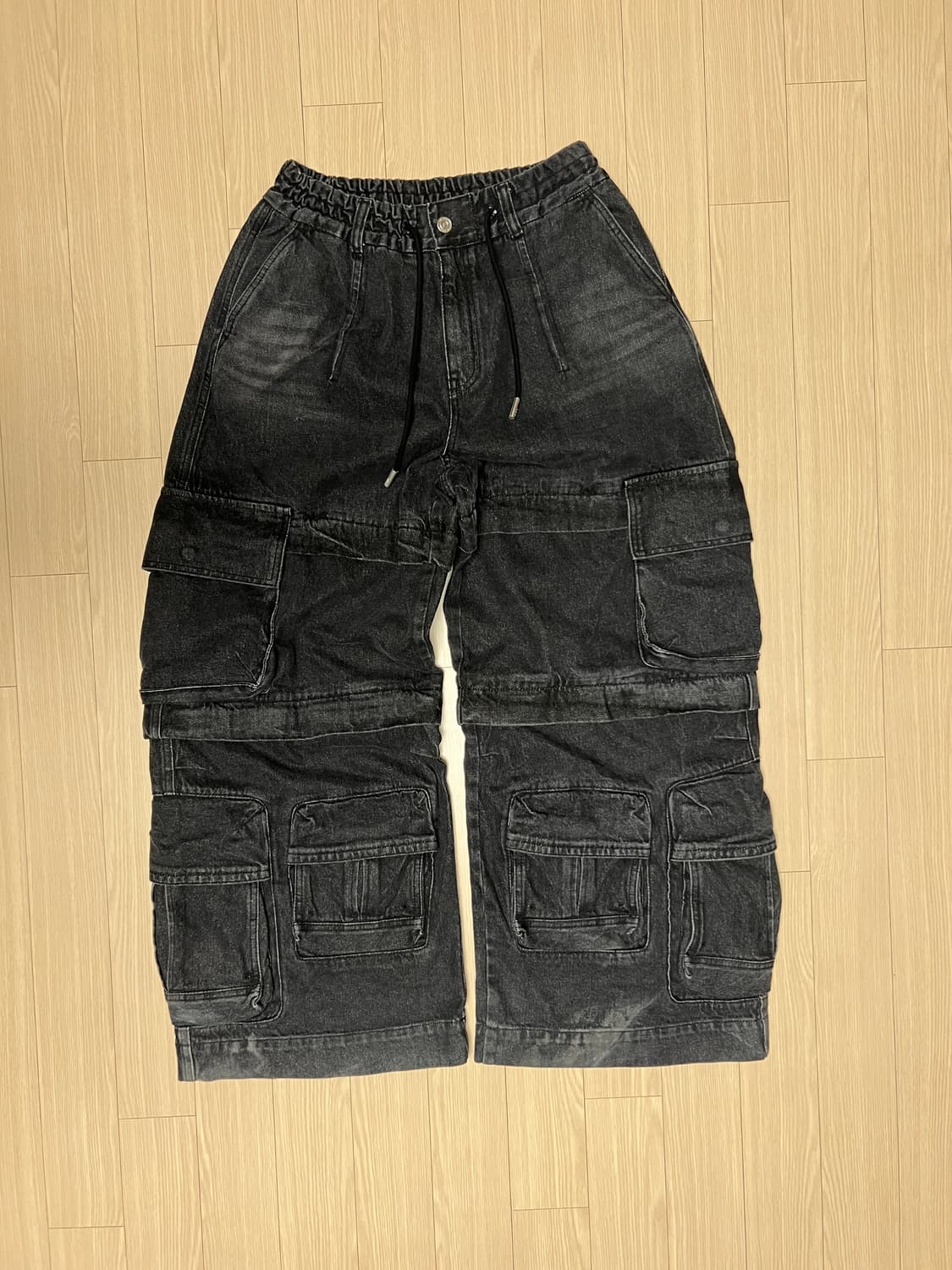 송지오 옴므 블랙 카고 데님 팬츠 상품이미지1