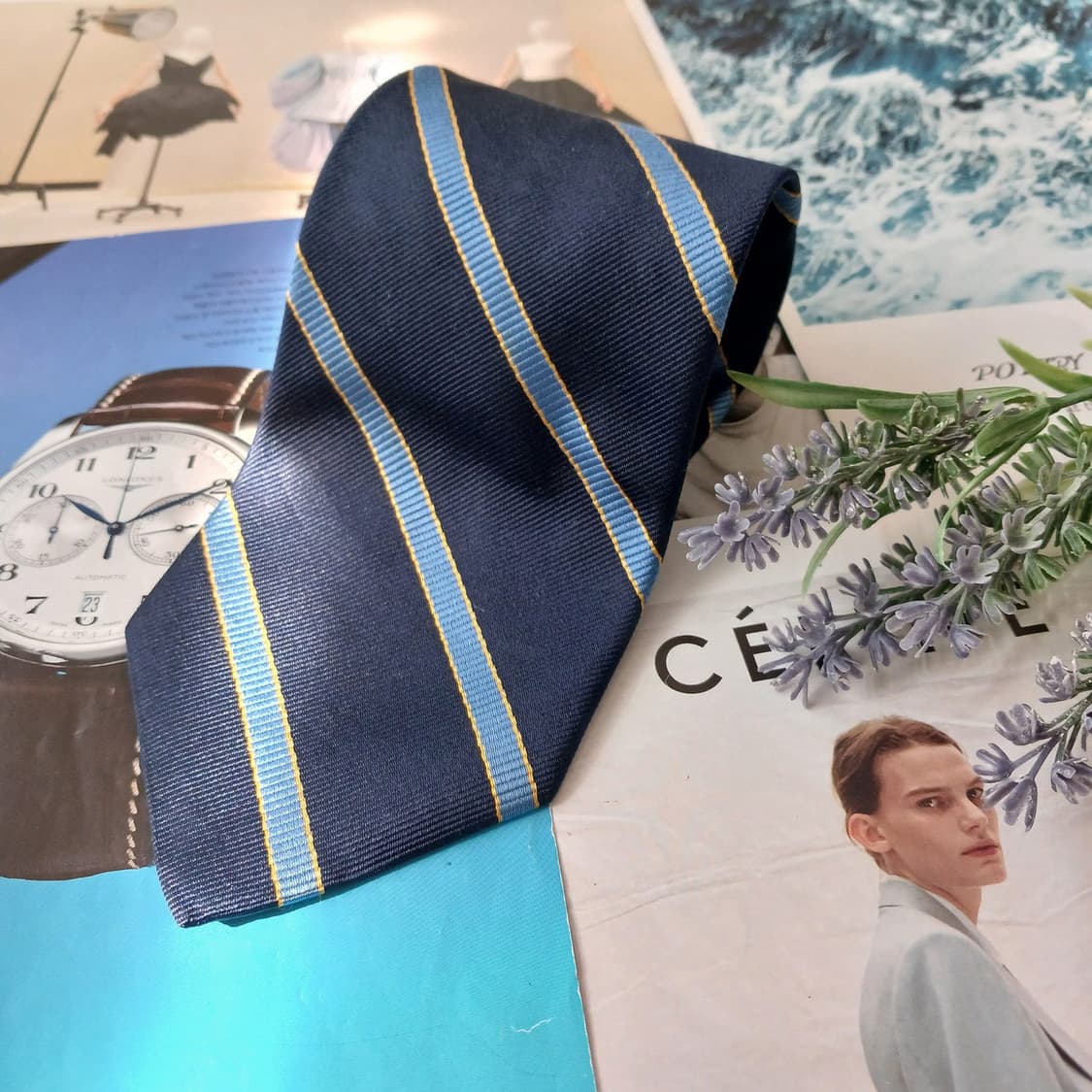 브룩스브라더스 실크 스트라이프 넥타이 9.6cm 새제품 A18979
 상품이미지2