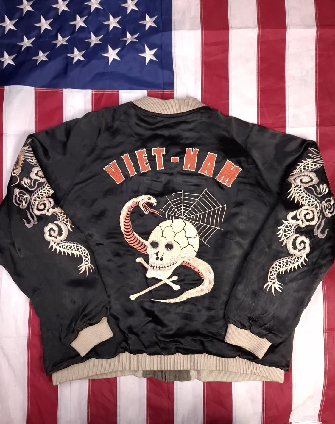 오리지날 스위치 플래닝 베트남전 리버서블 수베니어 스카쟌 상품이미지1