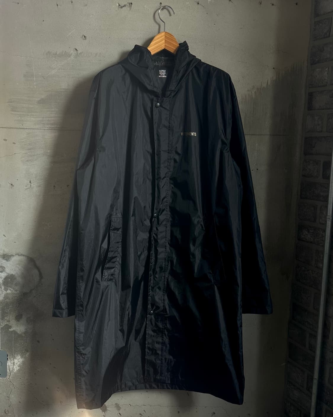 베트멍 VETEMENTS 레인 코트 상품이미지2