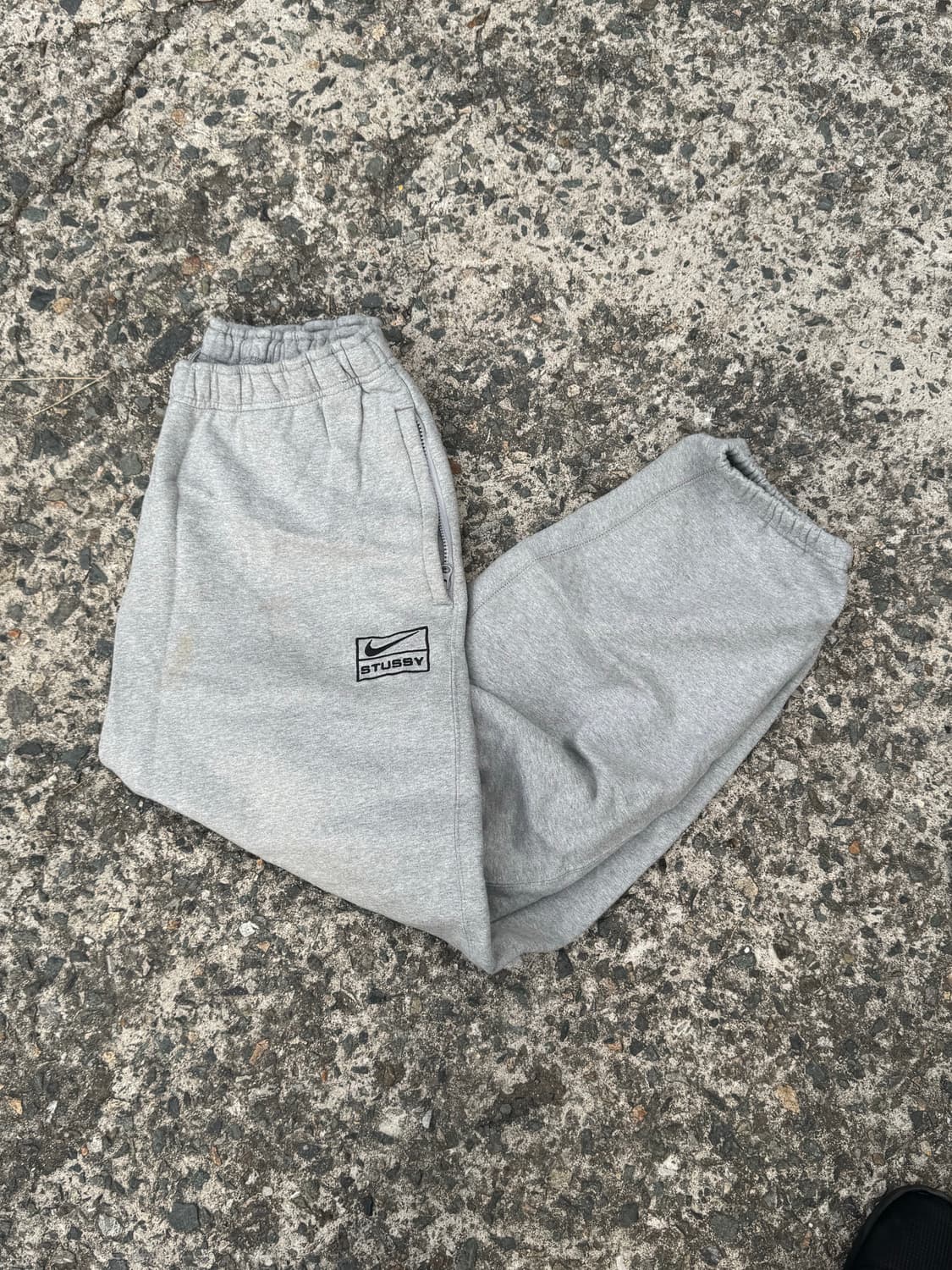 나이키 x 스투시 스웻팬츠 상품이미지1