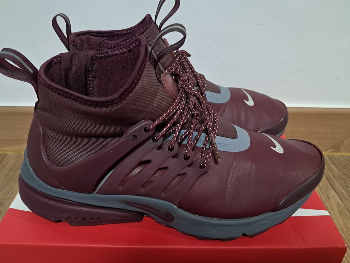 나이키 스니커즈 240 상품이미지1