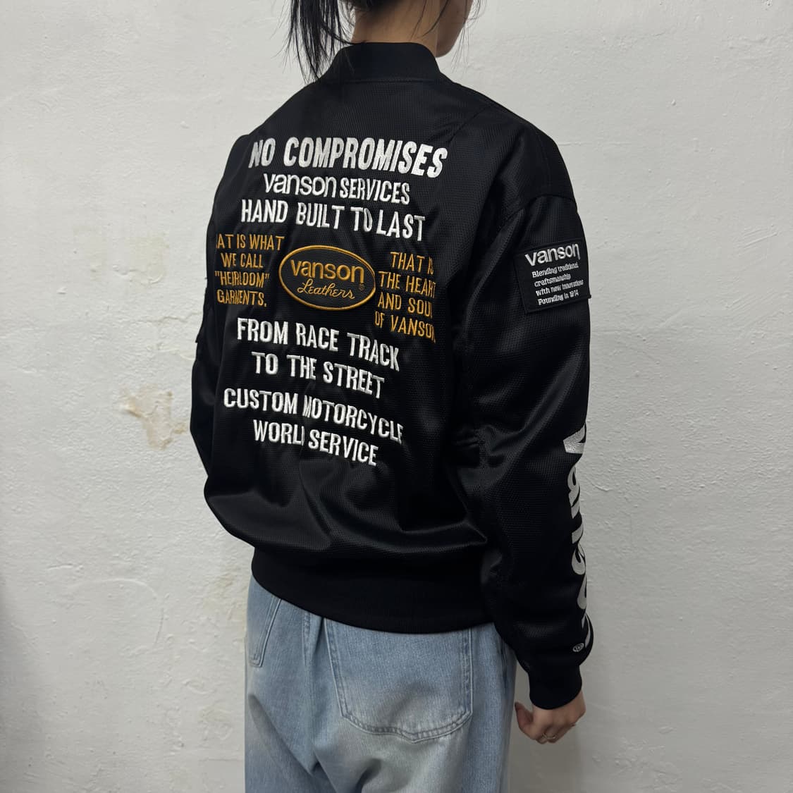 VANSON 22ss 블랙컬러 양면 패치 로고 슬리브 자수 메쉬 MA-1 상품이미지2