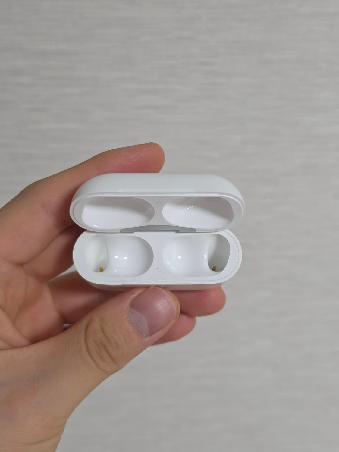 판매)에어팟프로2세대 본품 및 구성품 상품이미지2