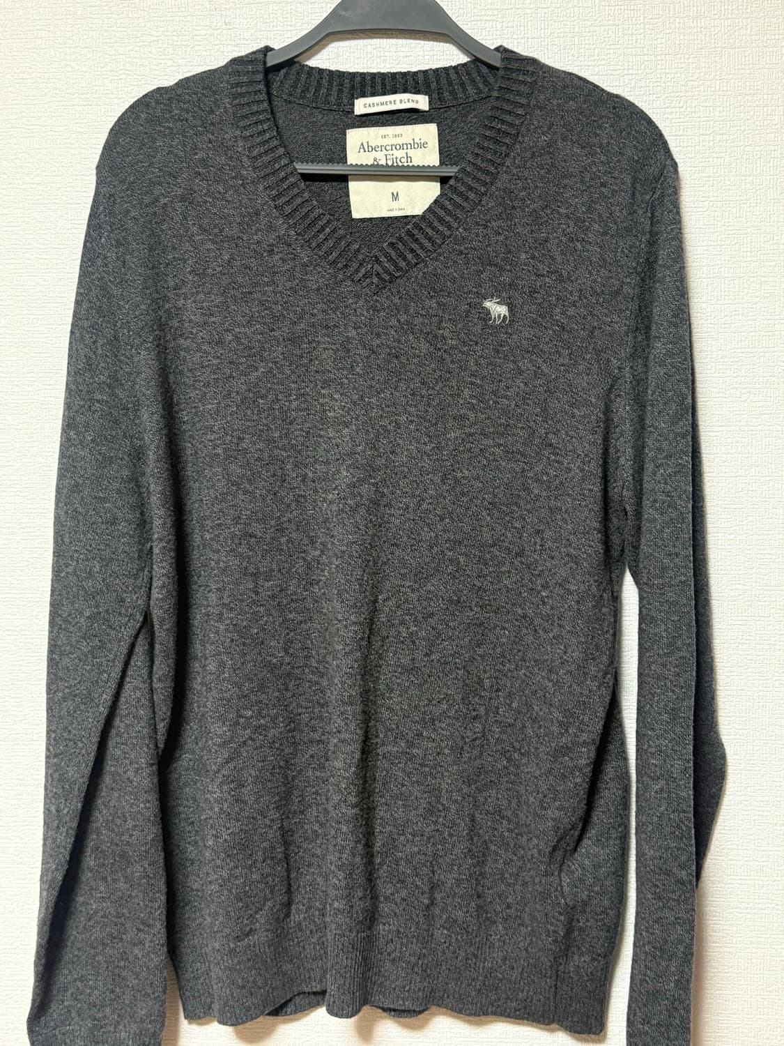 아베크롬비 캐시미어 브이넥 니트 챠콜 105 ㅍㅍ 상품이미지1