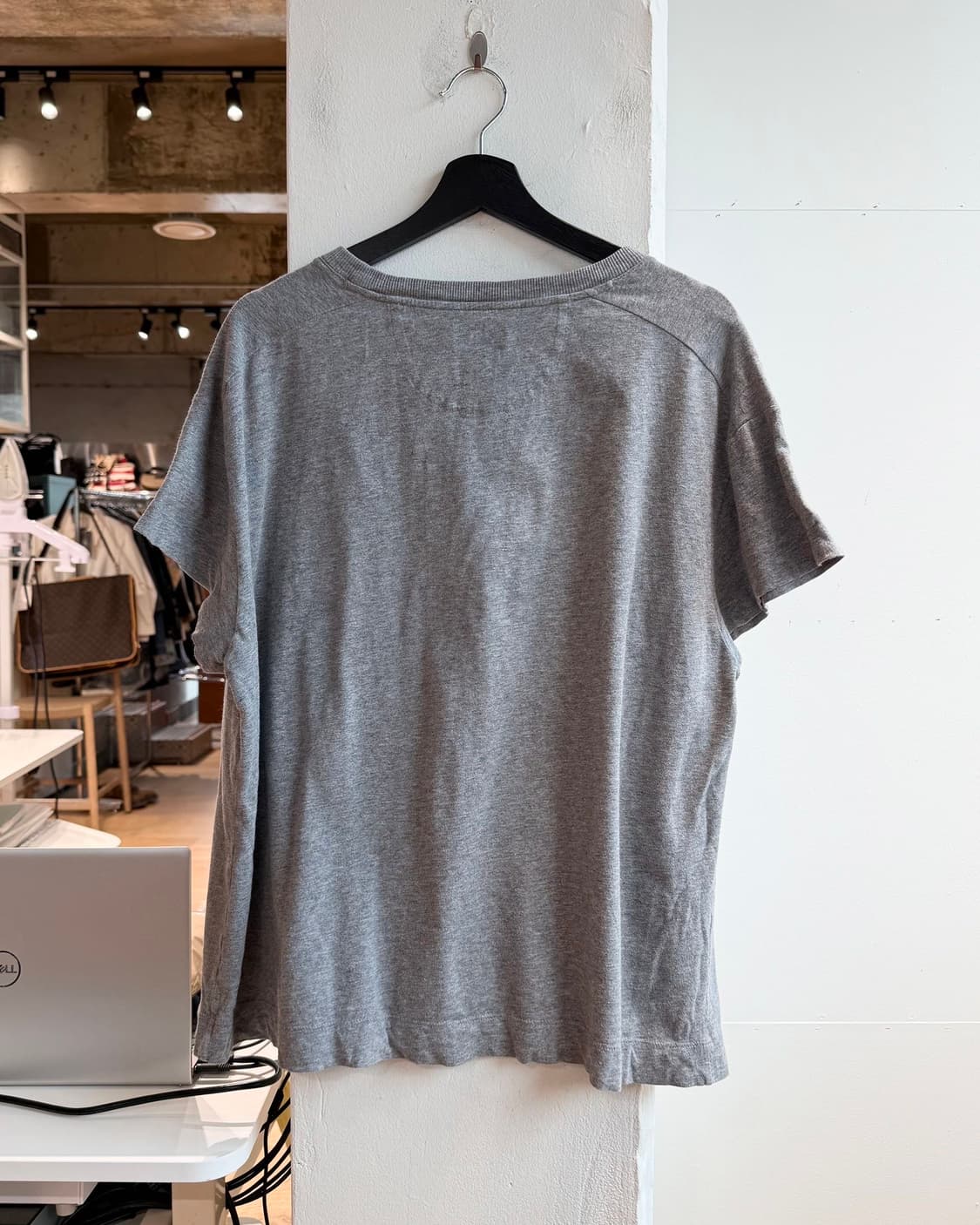 드리스 반 노튼 그레이 롤업 탭 하프티 상품이미지7