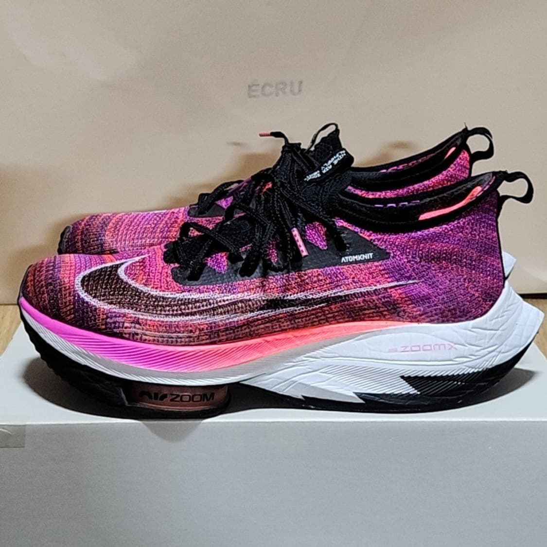 나이키 275 에어줌 알파플라이 넥스트% 하이퍼 바이올렛 상품이미지1