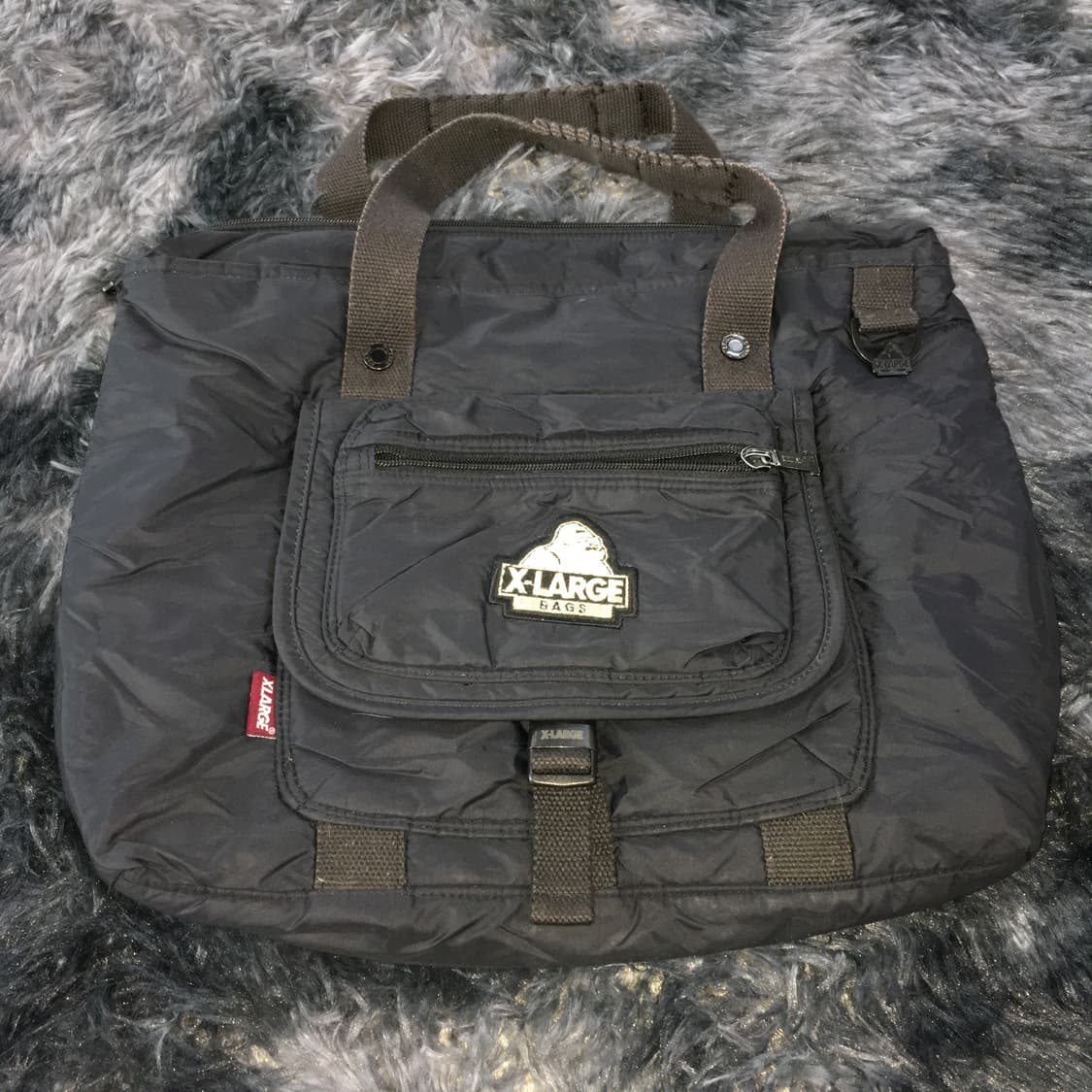 투티/0376 X LARGE 블랙 자수 로고 가방 토트백 상품이미지3