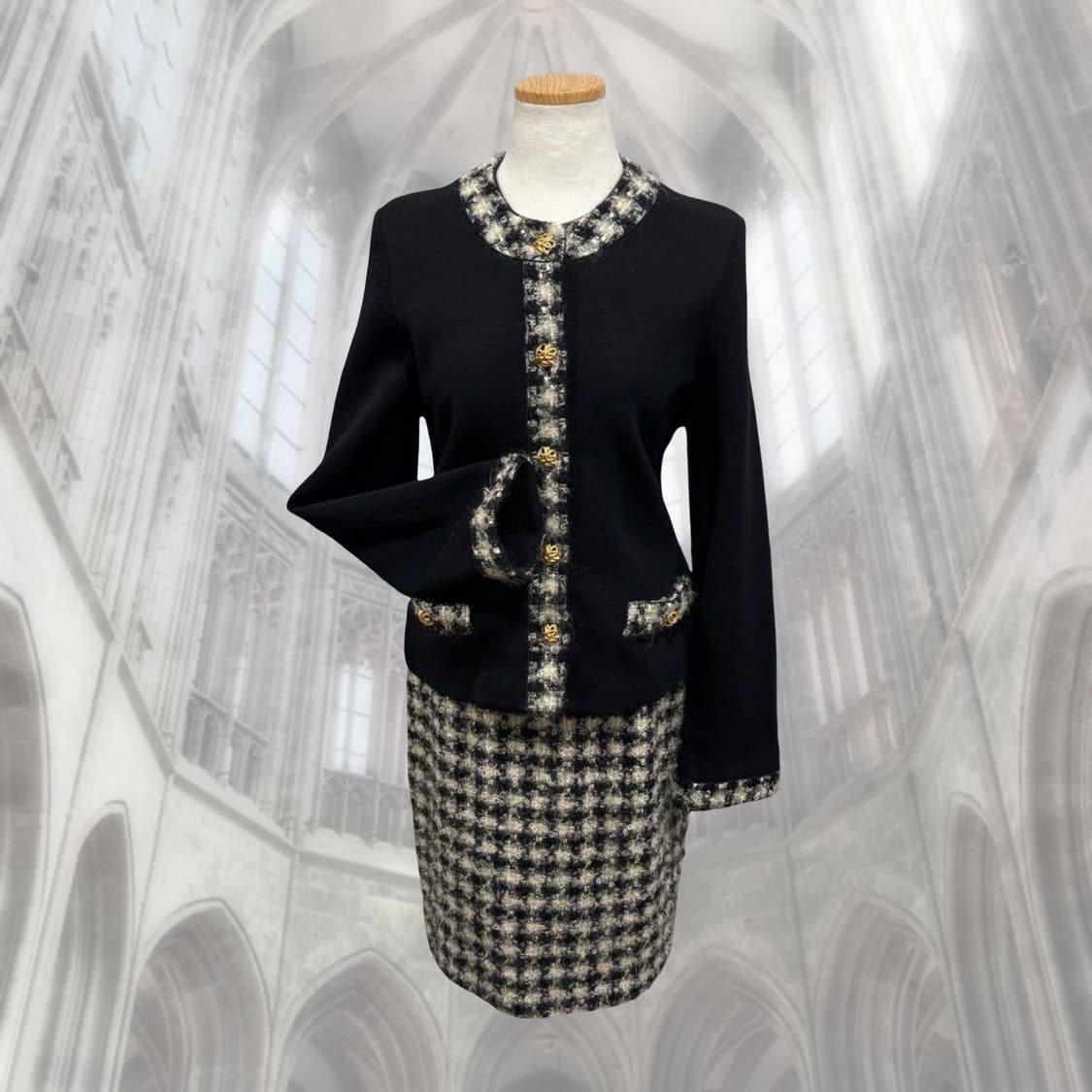 일본 빈티지 울100 클래식 금장 블랙 트위드 셋업 상품이미지3