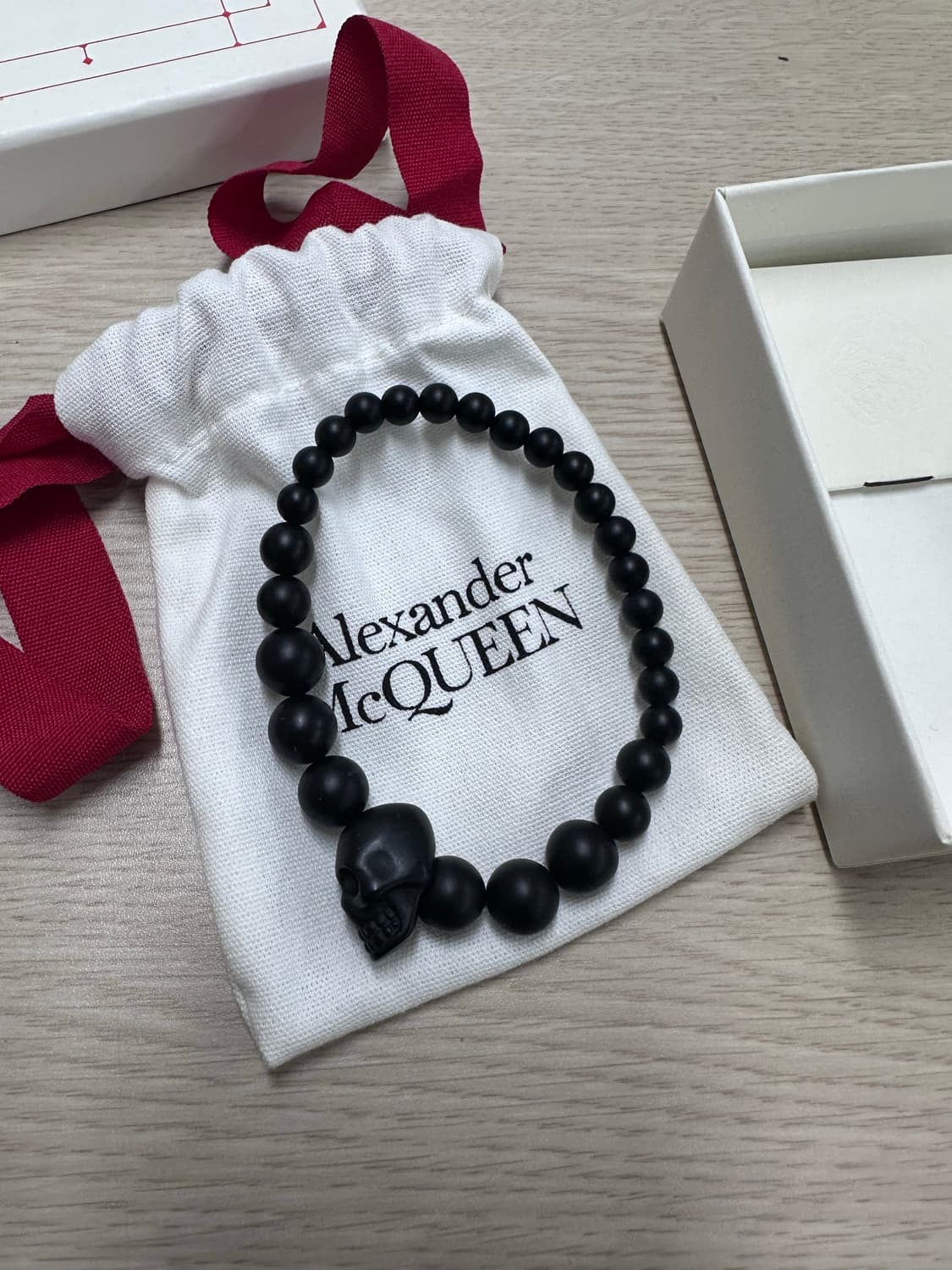 알렉산더 맥퀸 스컬 볼 팔찌 상품이미지1