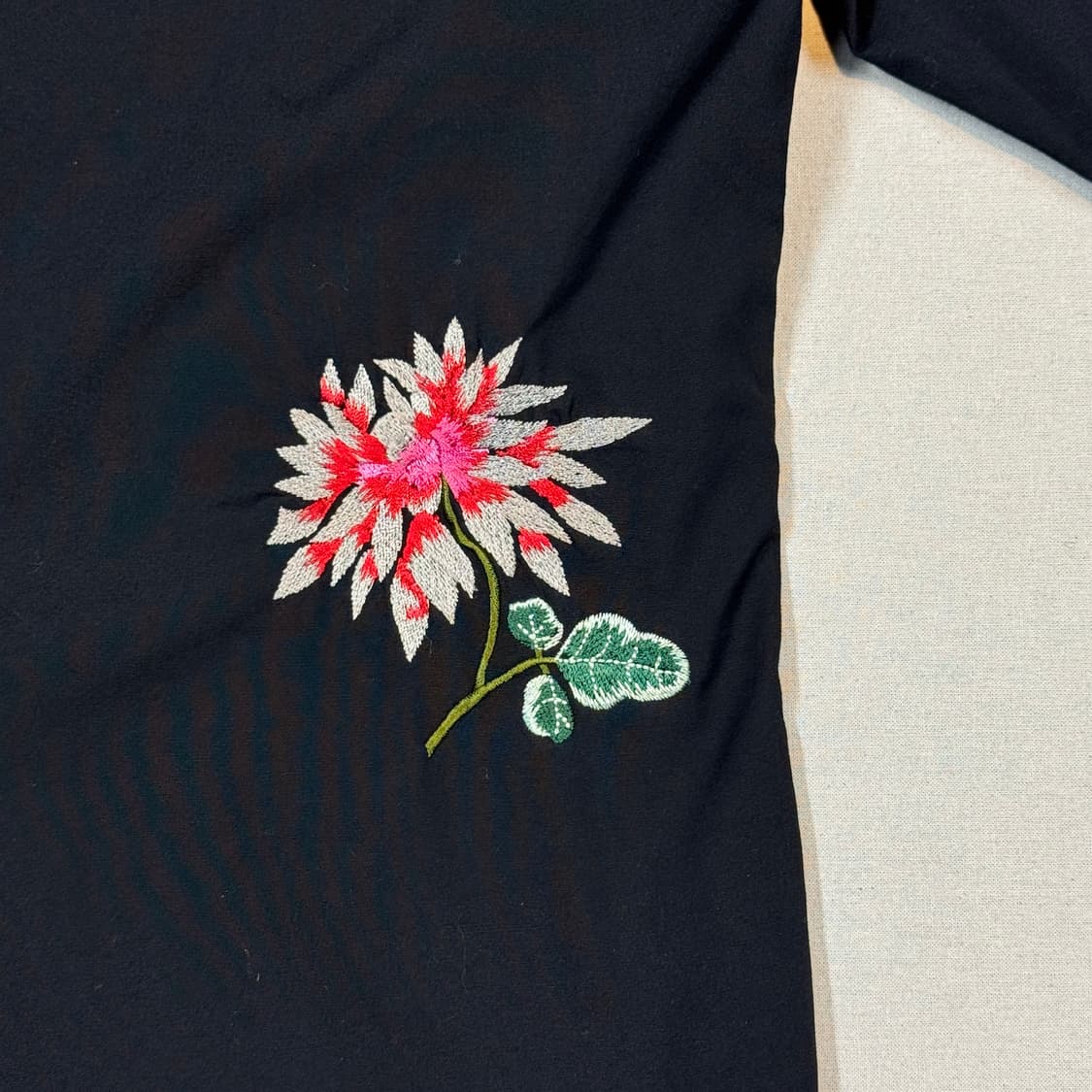 L) 폴스미스 플라워 자수 블랙 셔츠 상품이미지4