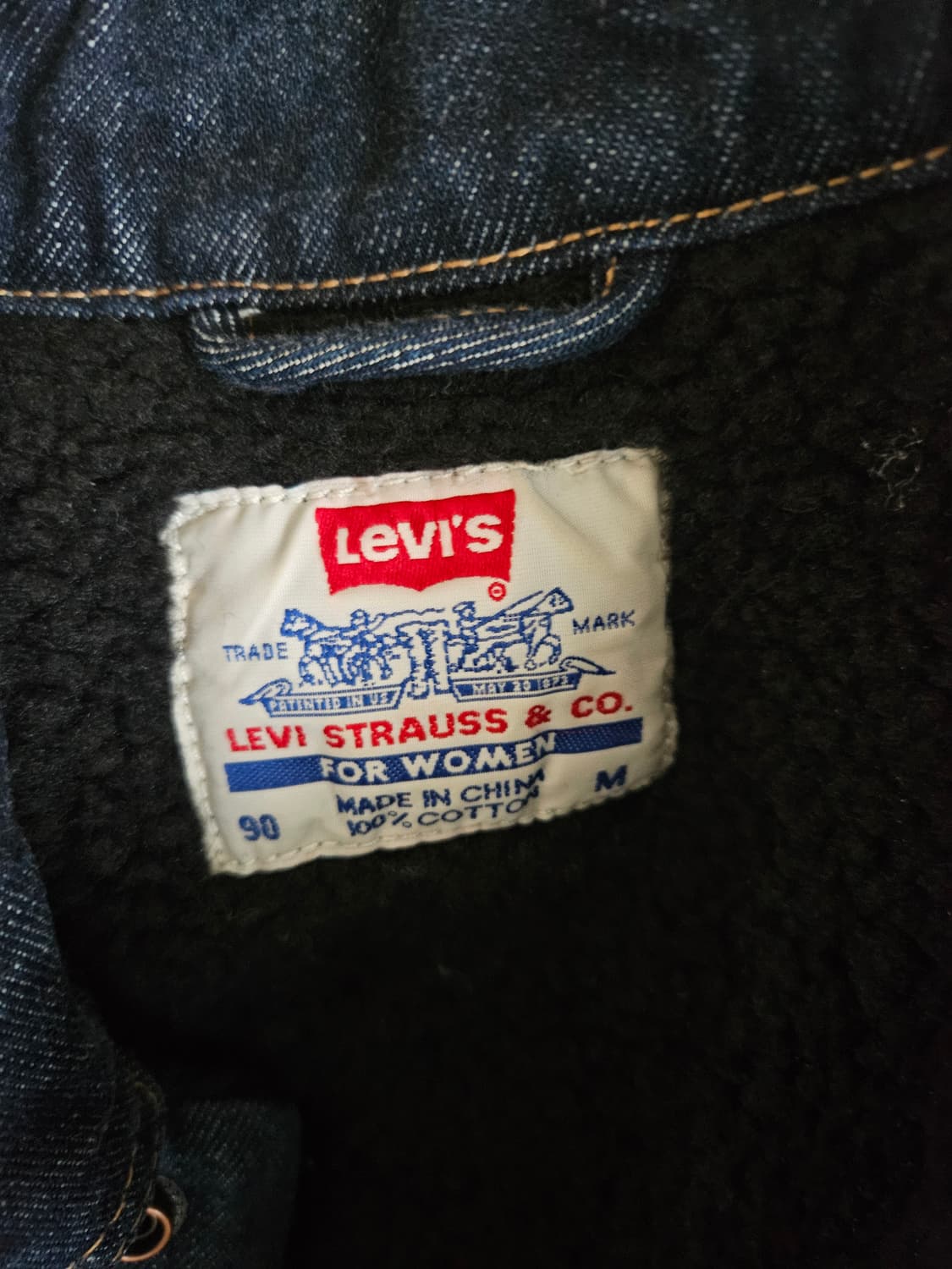 리바이스 여성용 털안감 데님 자켓 상품이미지2