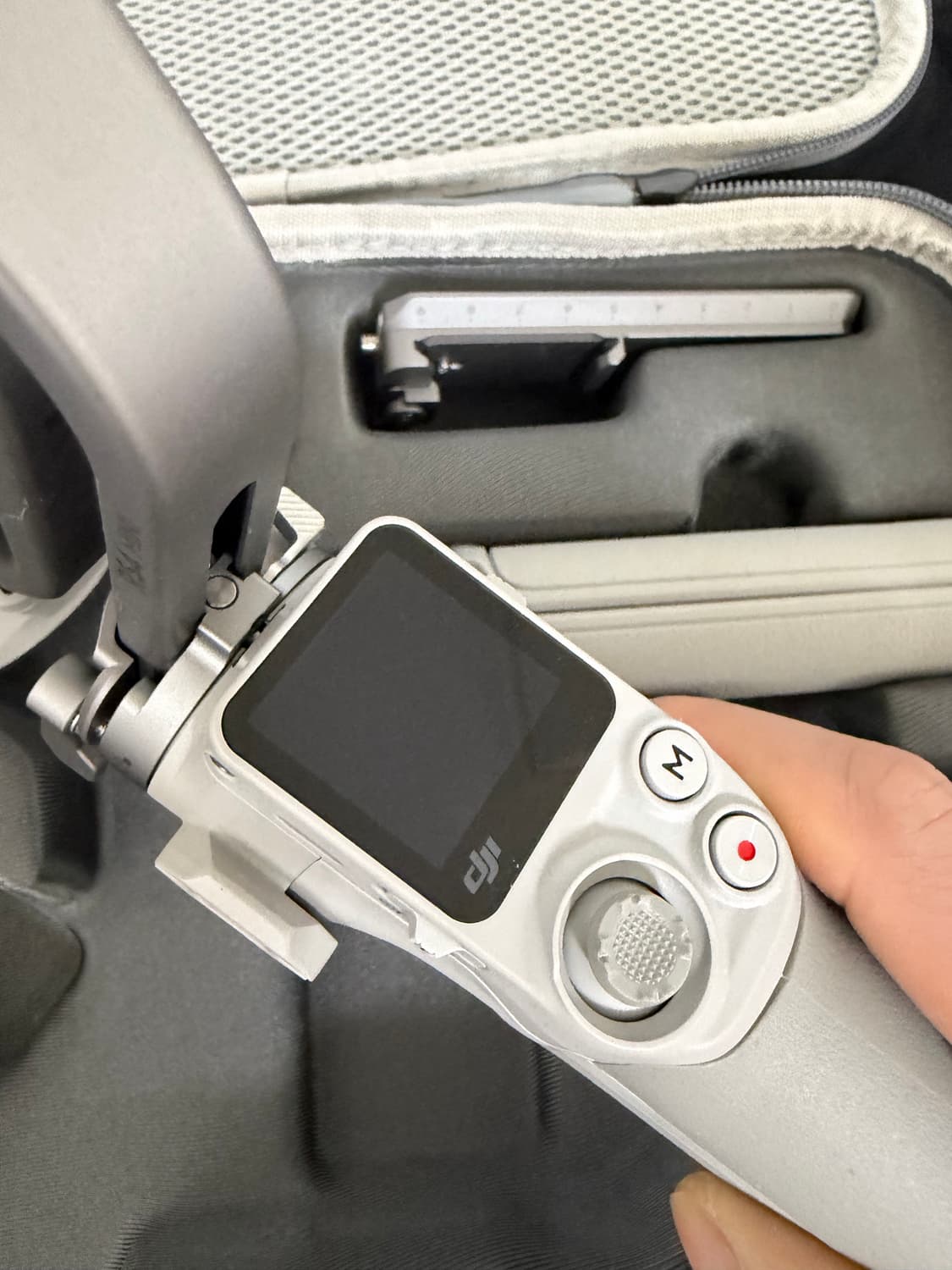 DJI RS 4 Mini Combo (케이스 & 폰 홀더 포함) 상품이미지2