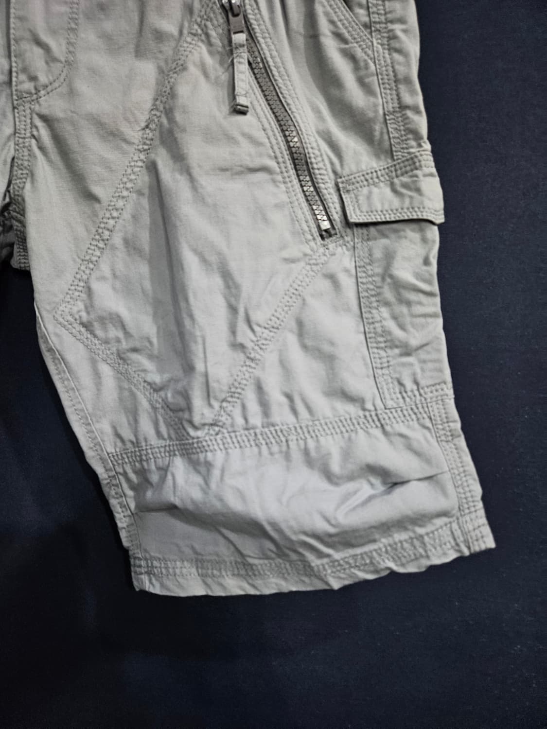 아르마니 익스체인지 라이트그레이 남성 허리 32 카고 반바지  상품이미지5