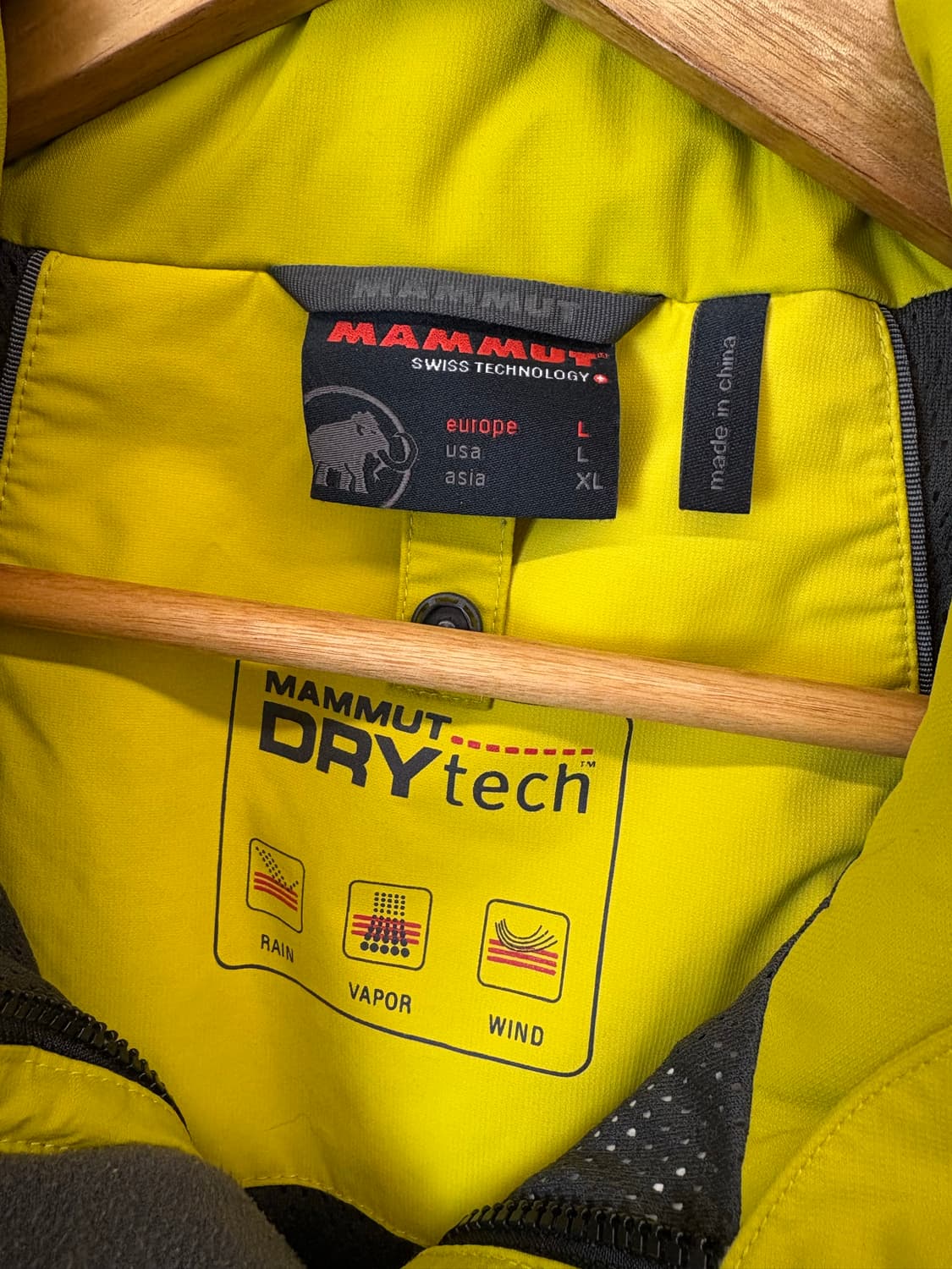 마무트 드라이테크 옐로우 바람막이 자켓 상품이미지8