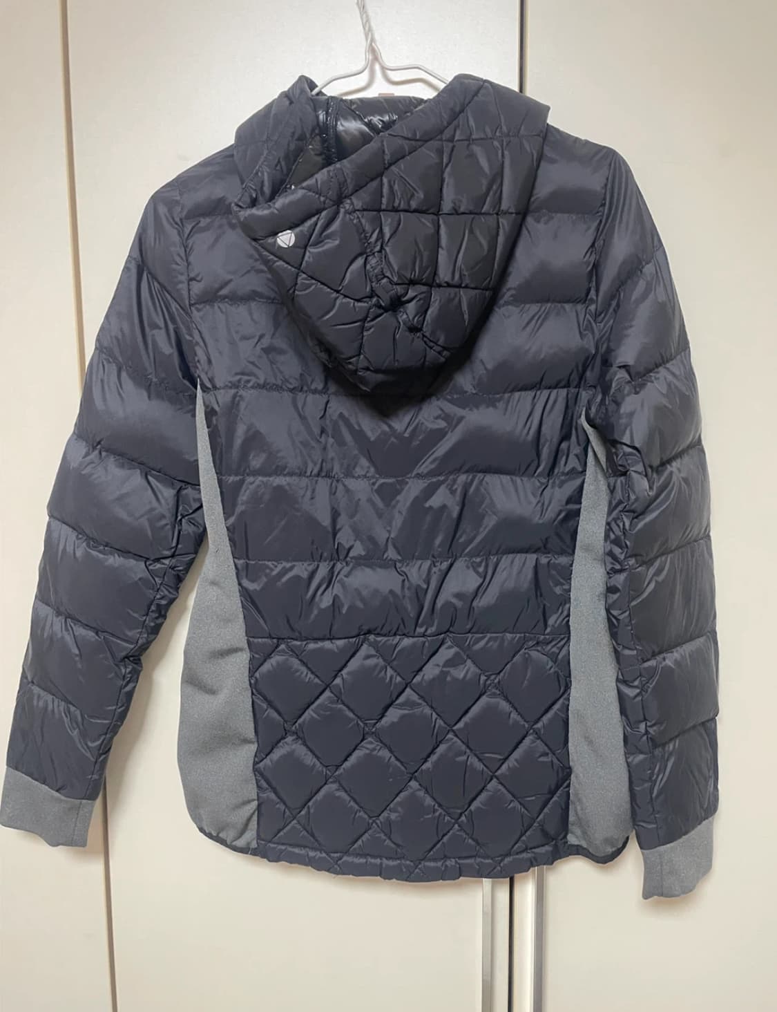 Daiz 데이즈여성 경량 후드 패딩 S (90) 상품이미지3