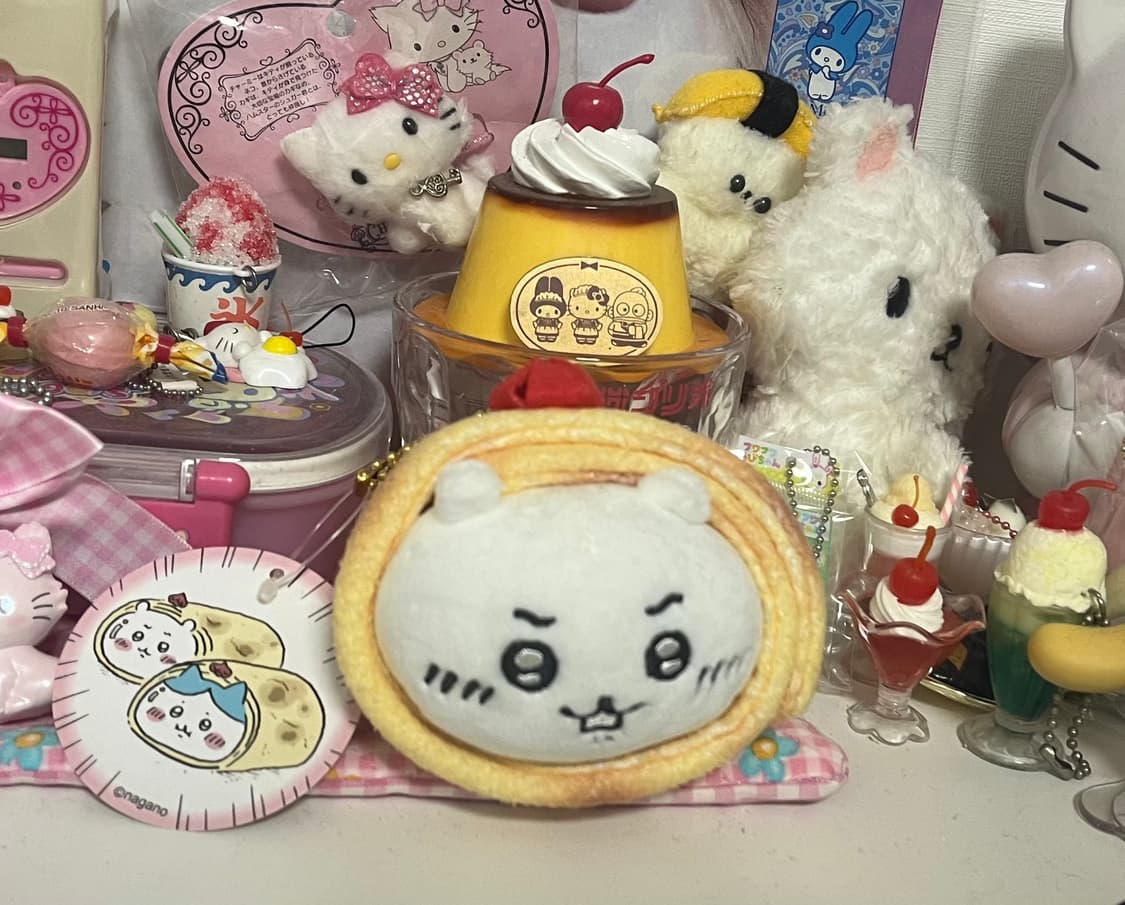 치이카와 또띠아 스위츠 롤케이크 디저트 먼작귀 인형 스트랩 키링 한정판 상품이미지1