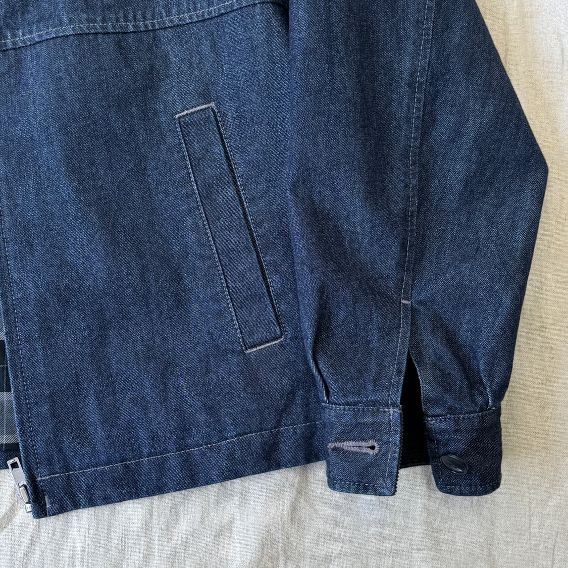 유니클로 배색카라 오버핏 데님 자켓 S 상품이미지4