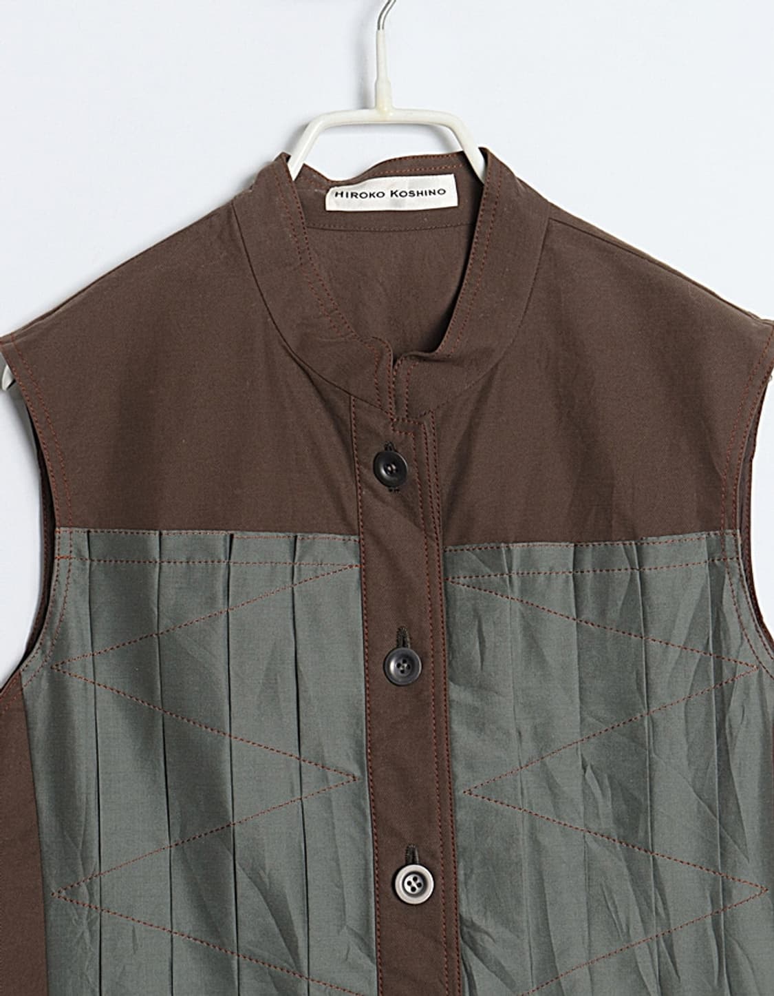 HIROKO KOSHINO Pintuck Vest 상품이미지2