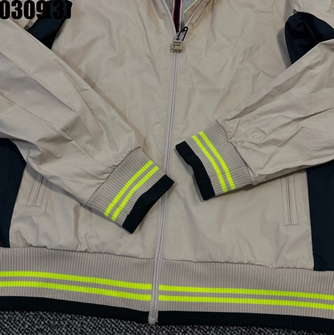 휠라 바람막이 자켓 상품이미지4