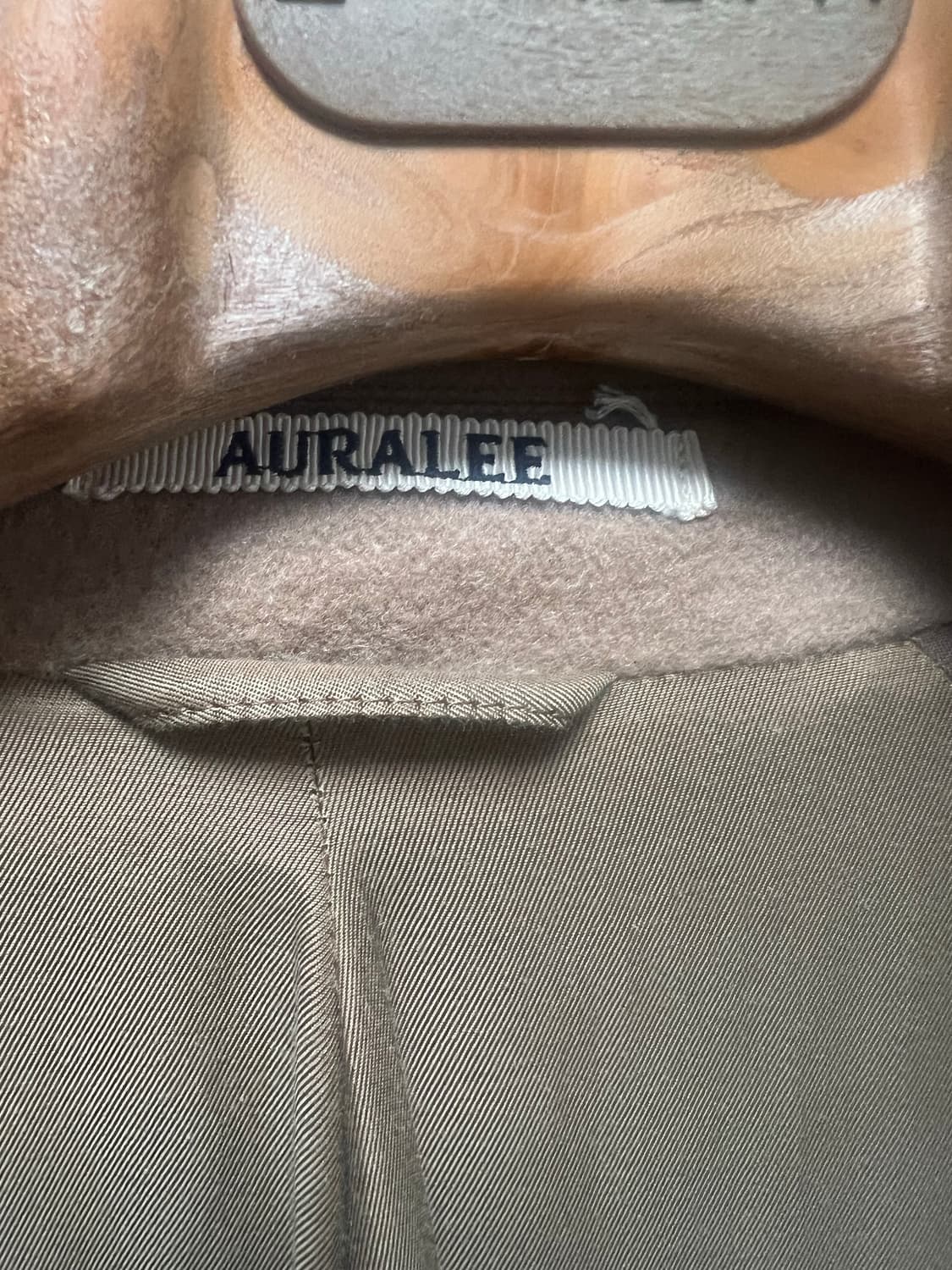 오라리 체스터필드 울 모저 캐시미어 코트 베이지 3사이즈 상품이미지3