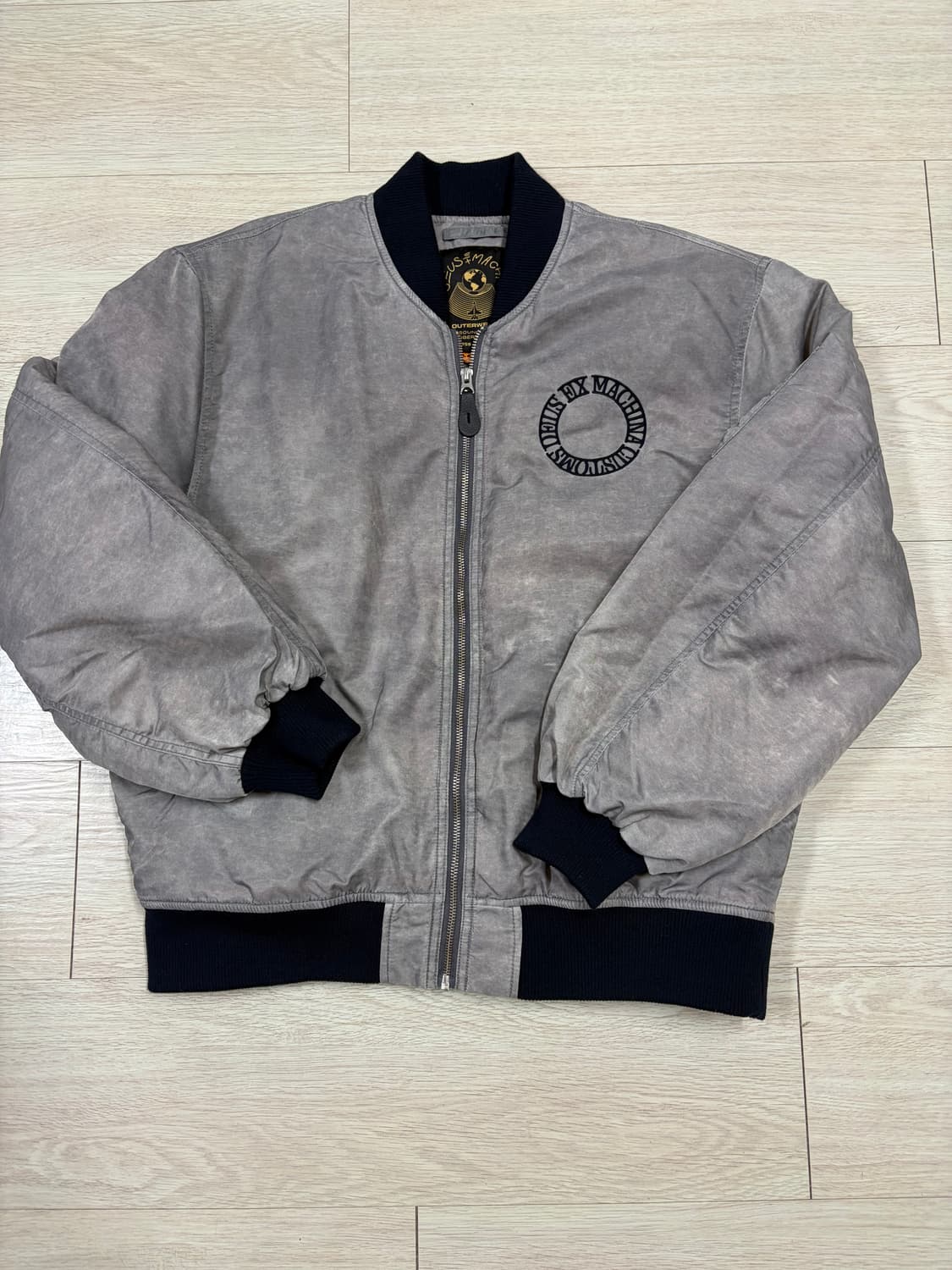 데우스 가든 봄버자켓 상품이미지1