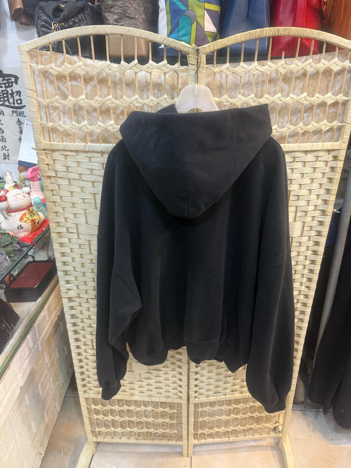 1/100 정품 발렌시아가+아디다스 오버후드티 팝니다 상품이미지7