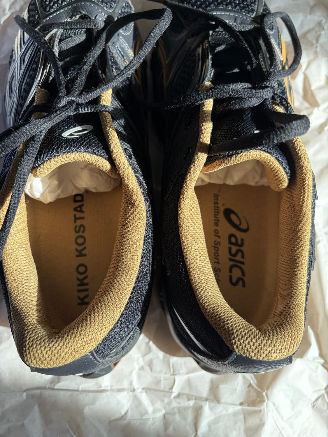 아식스 키코 젤퀀텀 지엔치아 블랙/브라운 상품이미지5