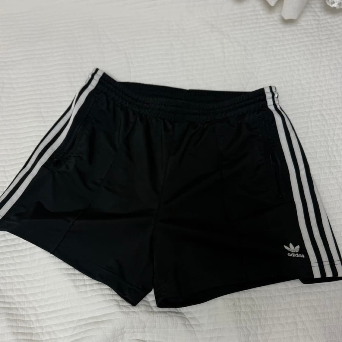 (W) 아디다스 파이어버드 쇼츠 블랙 L 상품이미지2