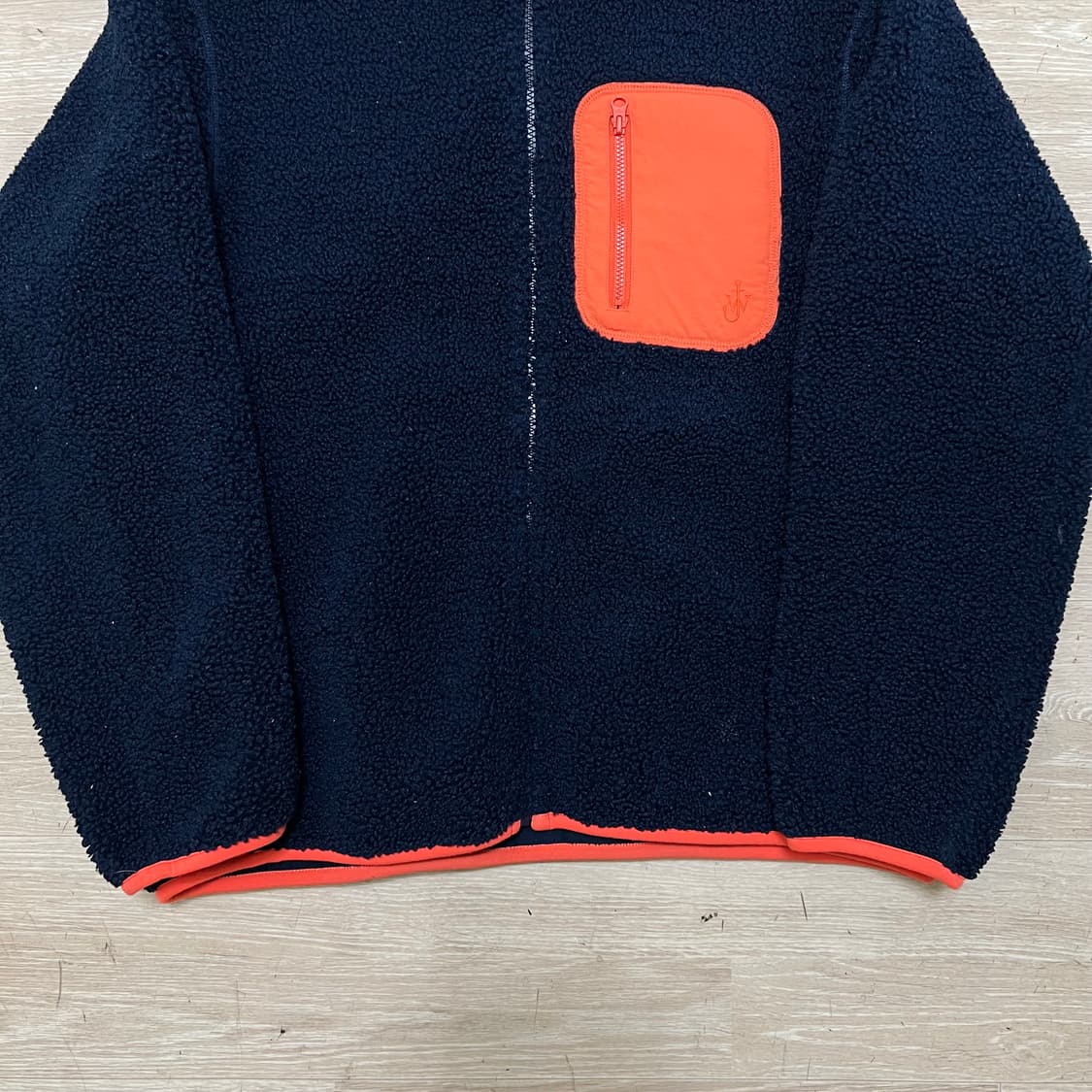 유니클로 JW앤더슨 콜라보 뽀글이 후리스 후드자켓 [네이비] L/100 상품이미지3