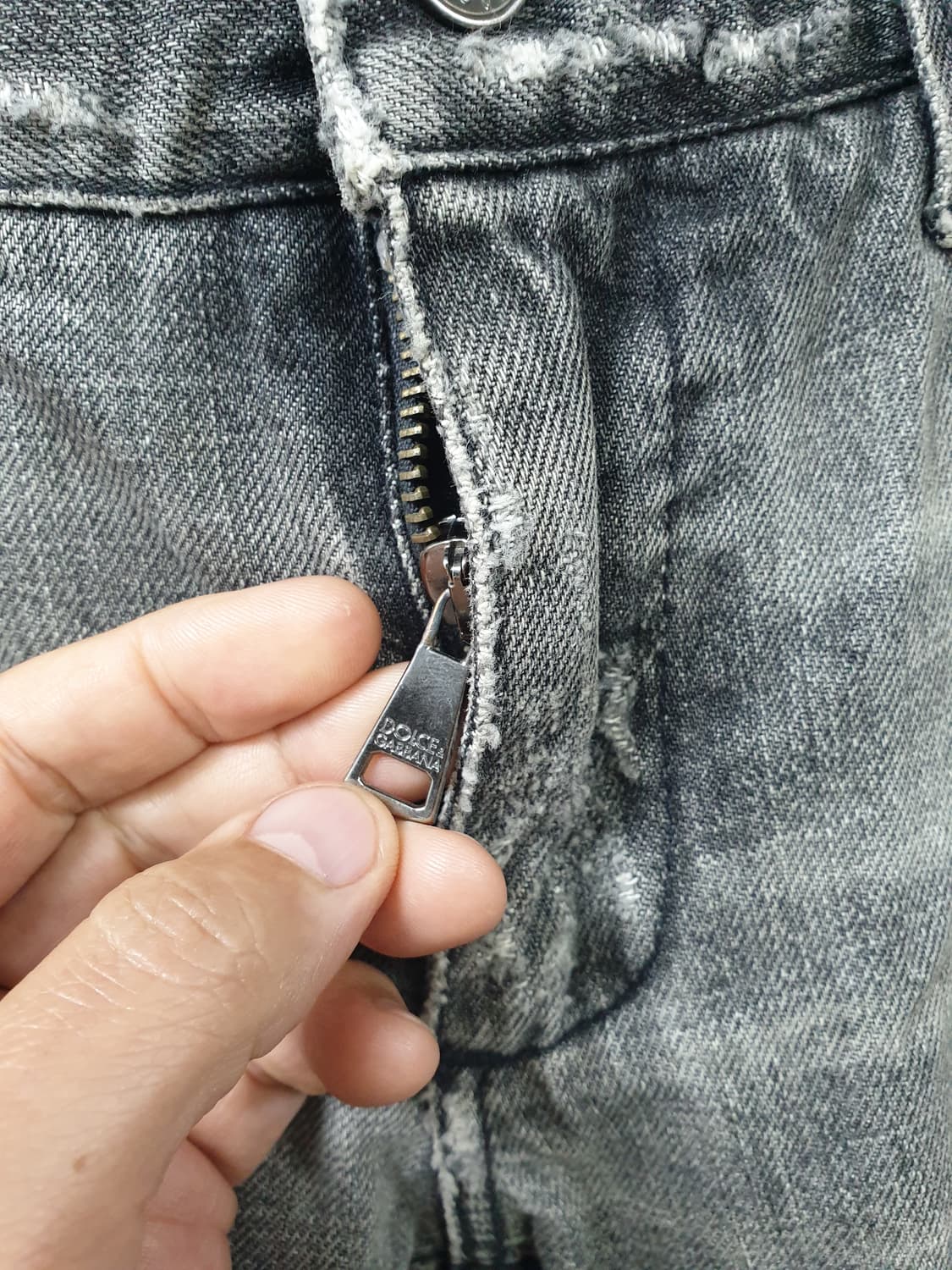 [48/정품] 돌체앤가바나 백플레이트 워싱진 상품이미지6