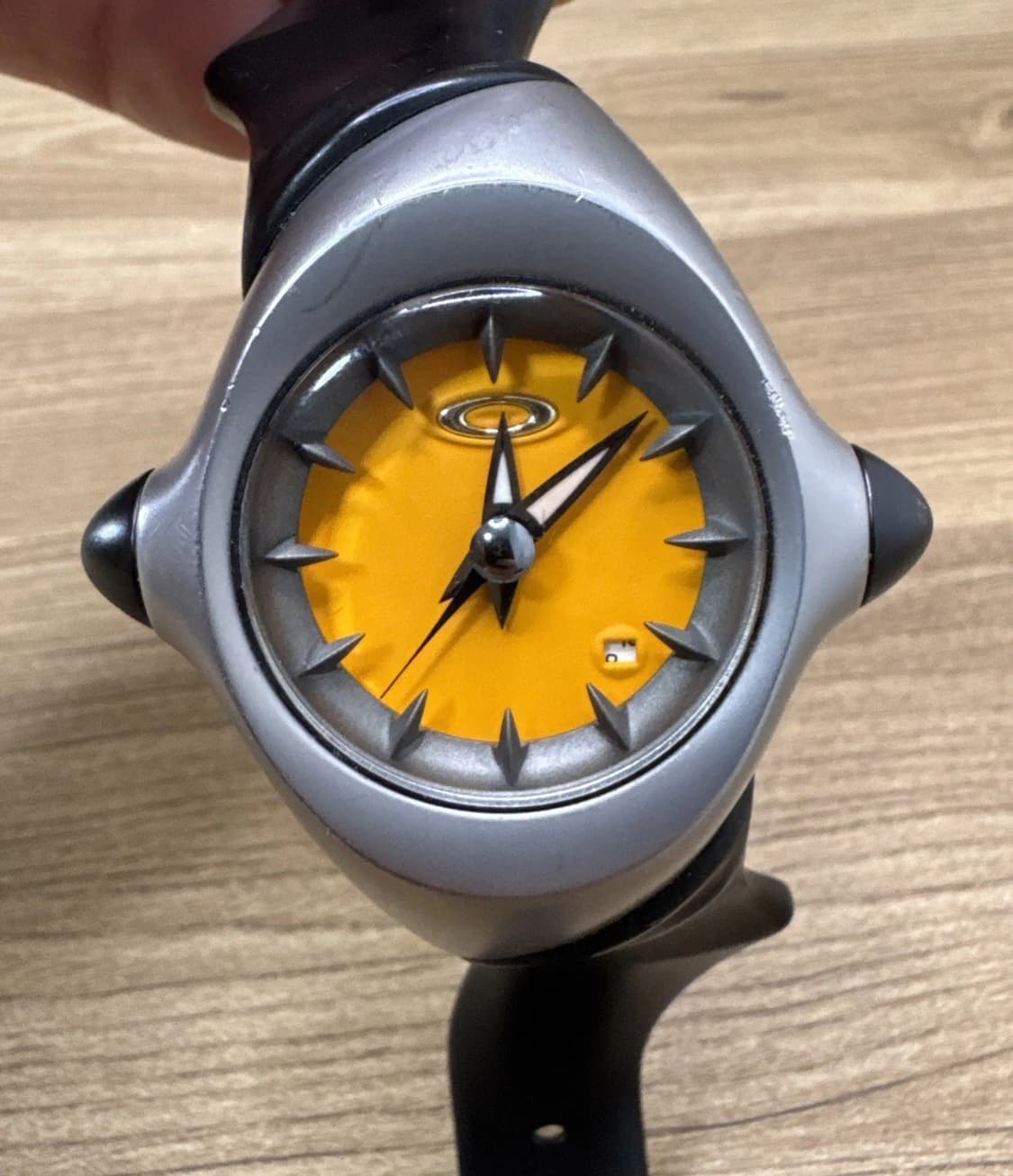 오클리 시계 Oakley Crush Watch 상품이미지2