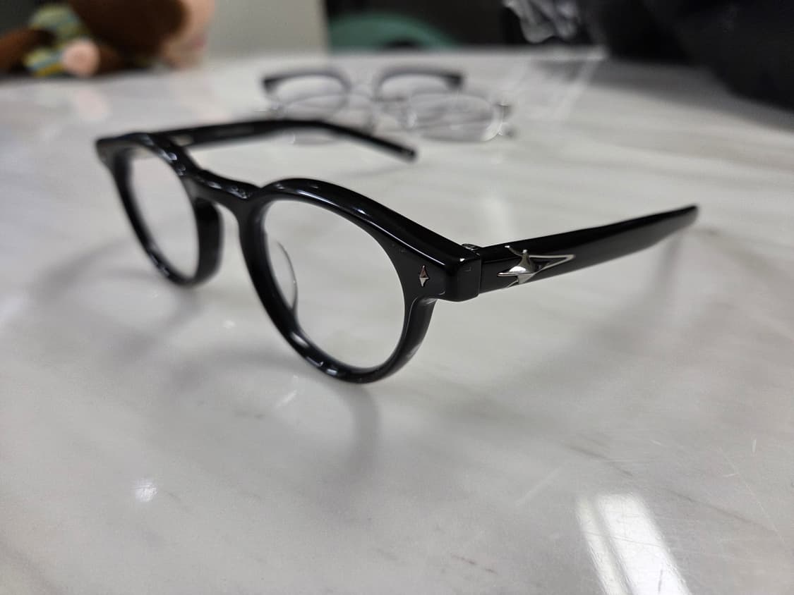 젠틀몬스터 Ron01(블랙) 급처 상품이미지4