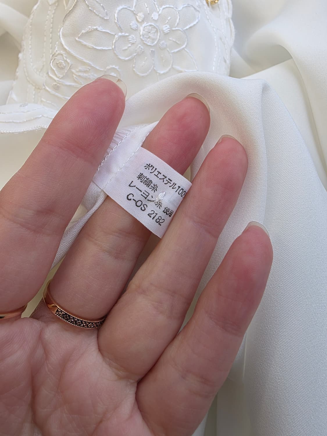 화이트 레이스 자수 블라우스 상품이미지4