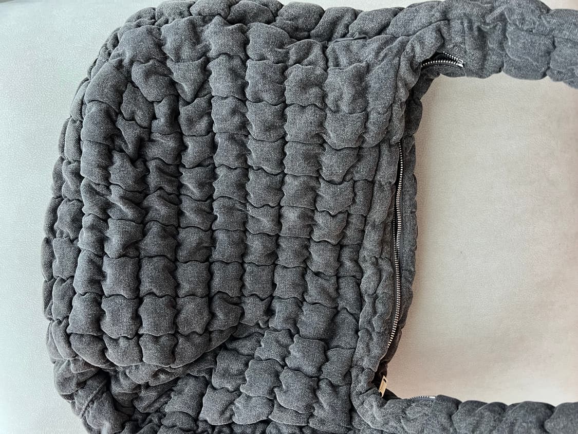 코스 COS 퀼팅백 오버사이즈 (그레이데님) 상품이미지5